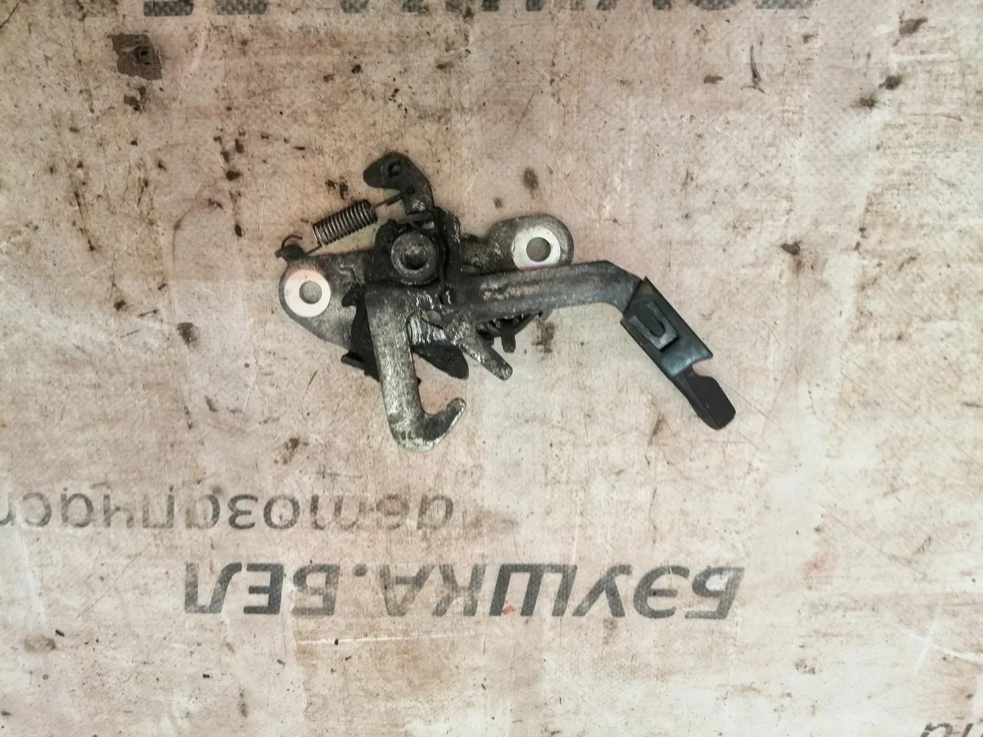 Замок капота 0000793486, 793486, EZCPE050