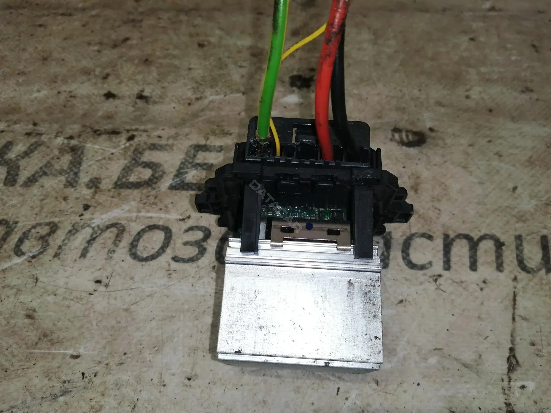 Резистор печки T1000034ZC