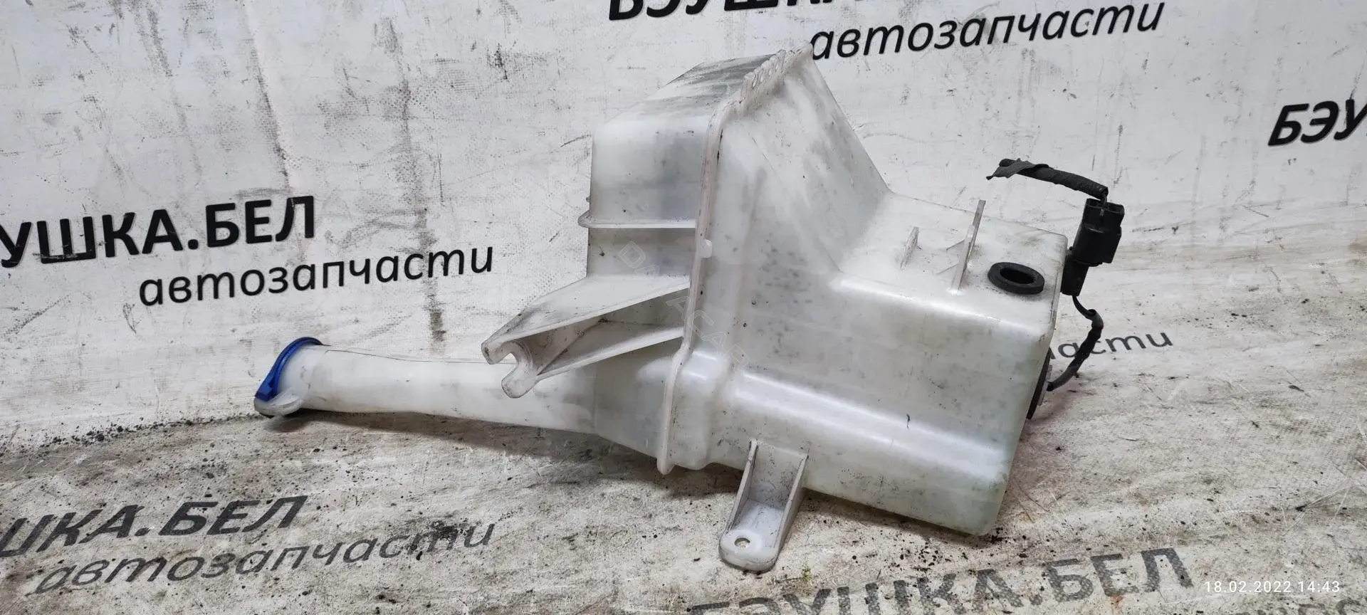Бачок омывателя 986103Z900