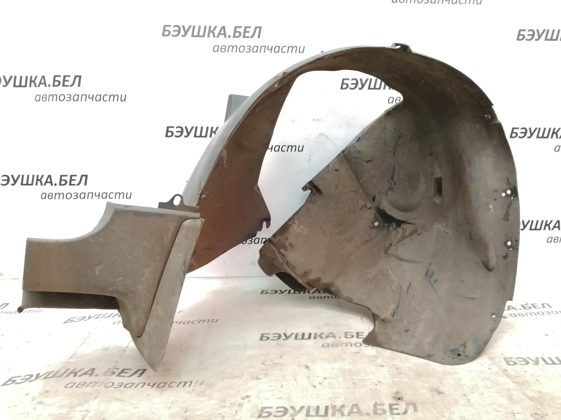 Подкрылок 31353709