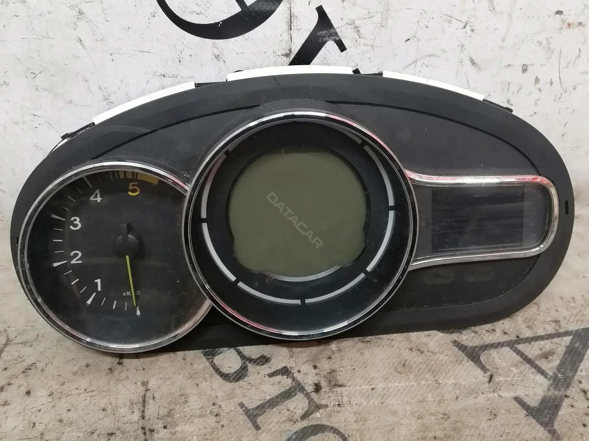 Панель приборов 8200462283