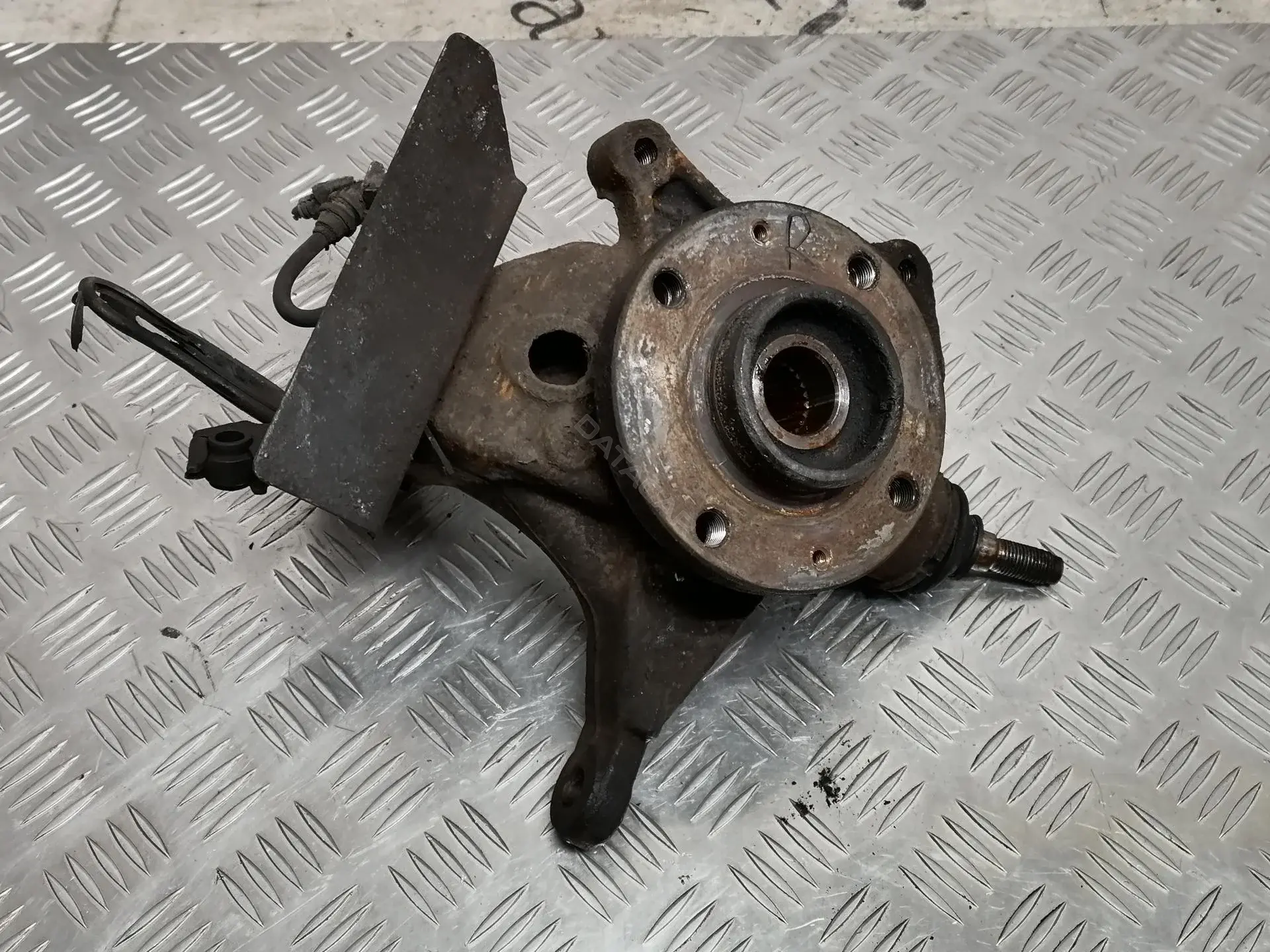 Ступица колеса 04P317, 051370B, 28497