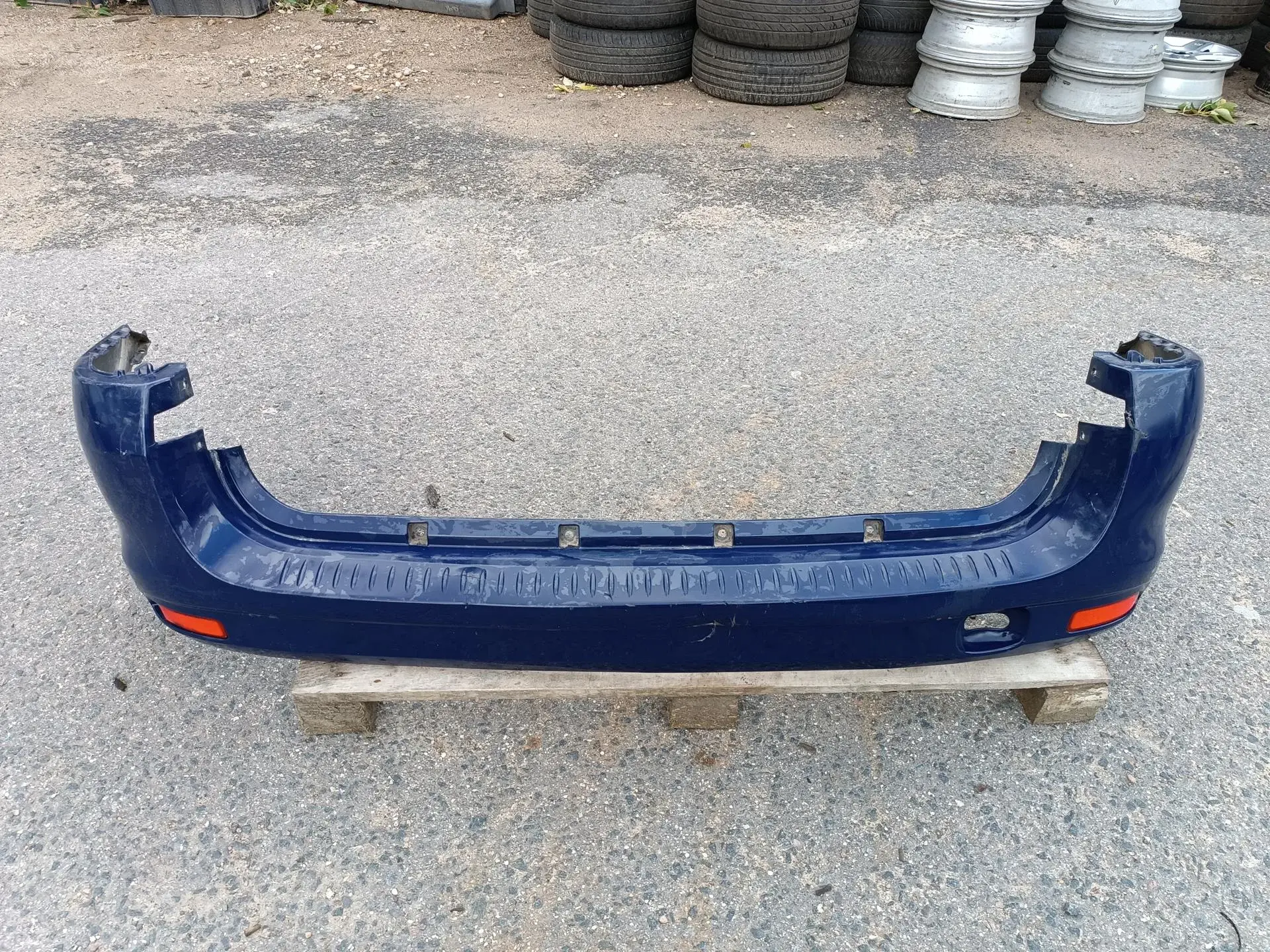 Задний бампер 1ALL0010R, 1ALL0010R124, 1ALL0010R191