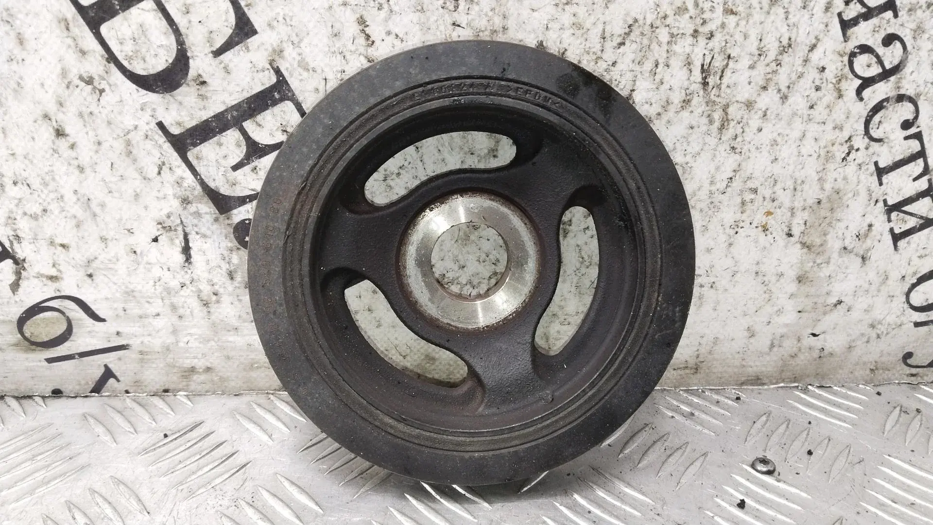 Шкив коленвала 0515T3, 10245, 1690296