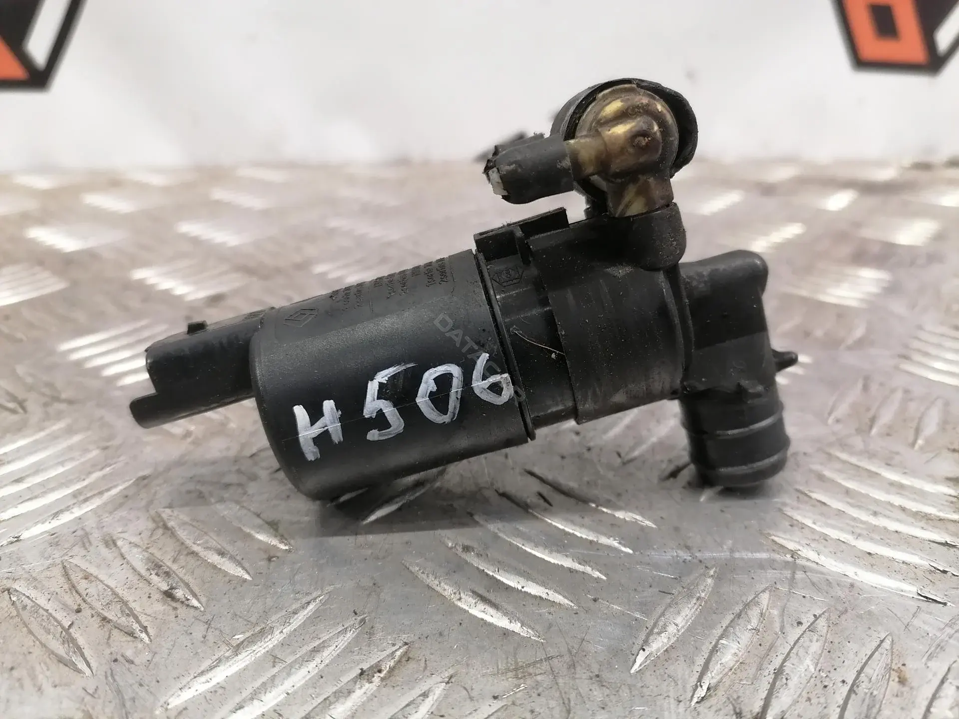 Насос омывателя 8200295685