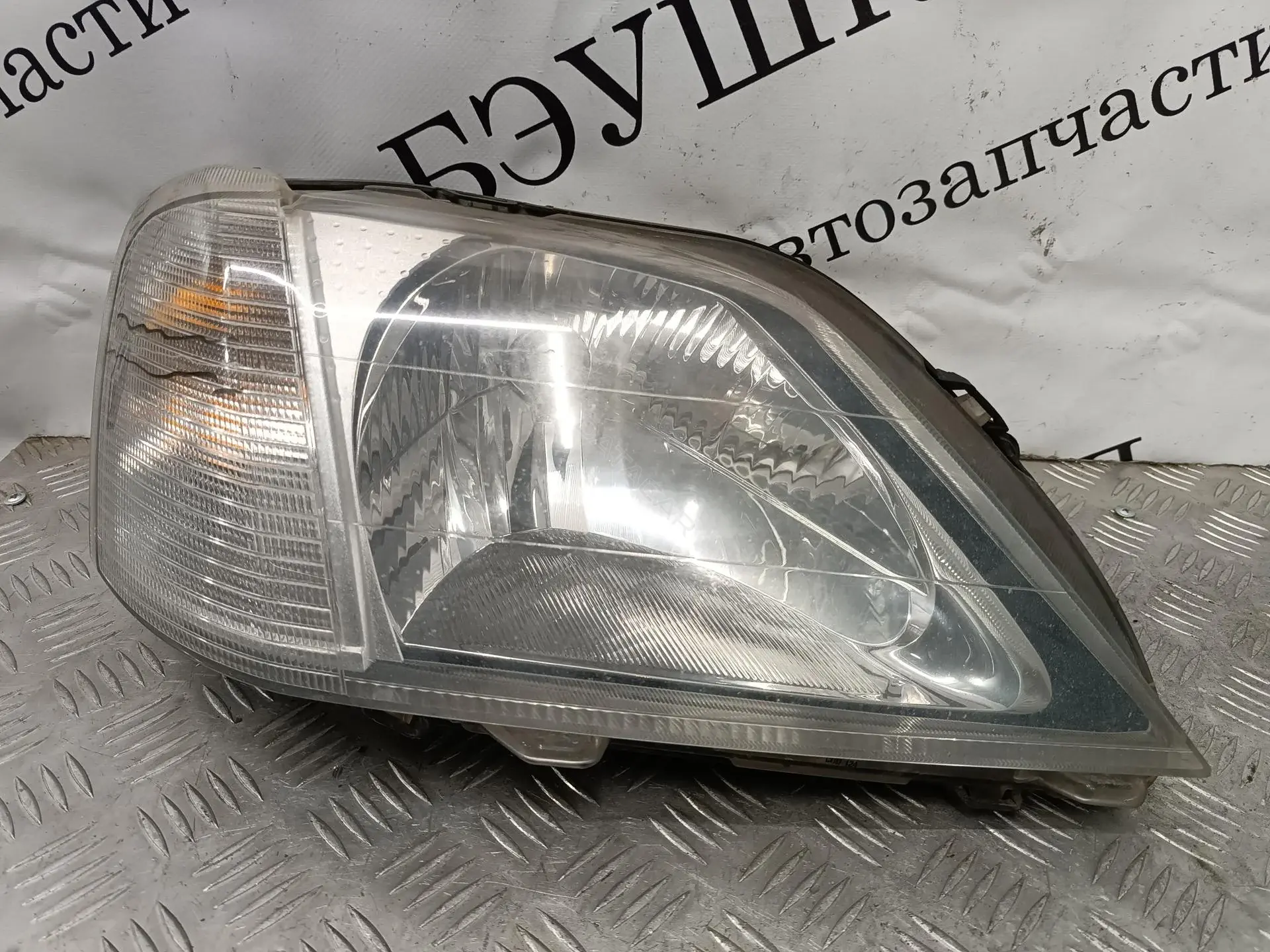 Фары 8200211006