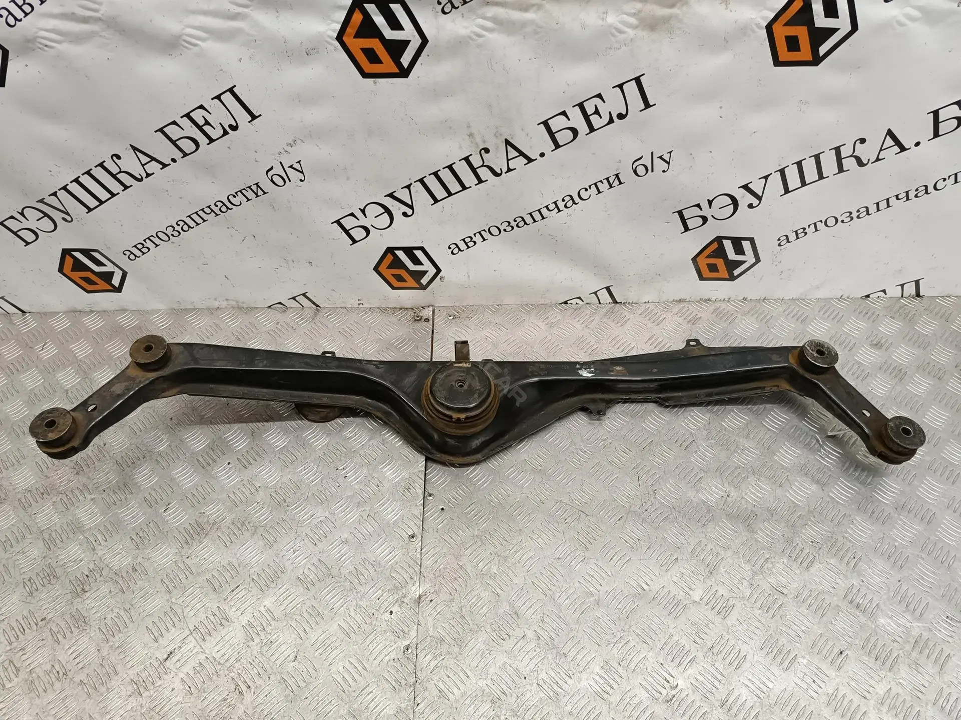 Балка под радиатор 6K0199203S