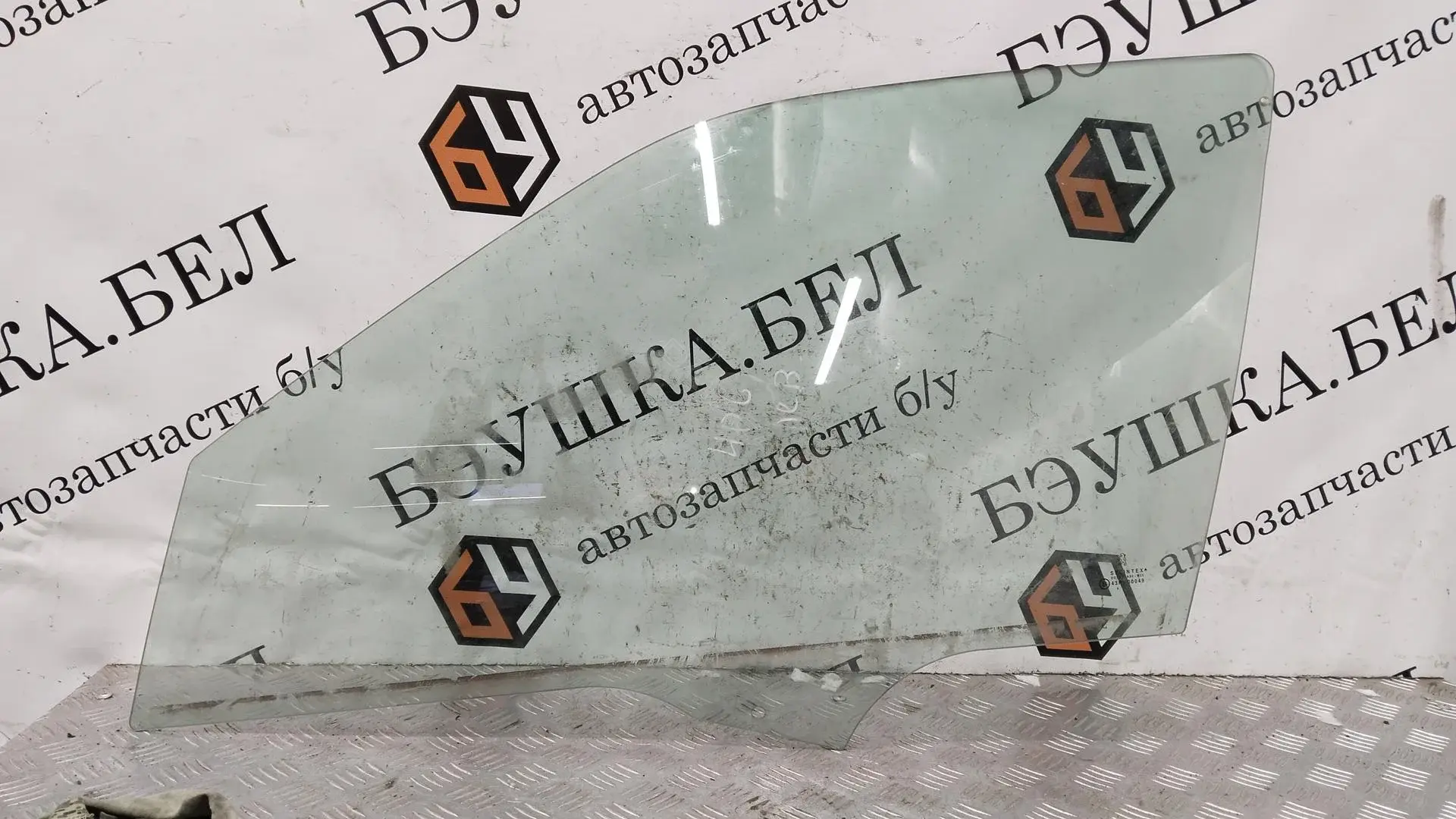 Стекло двери 920189