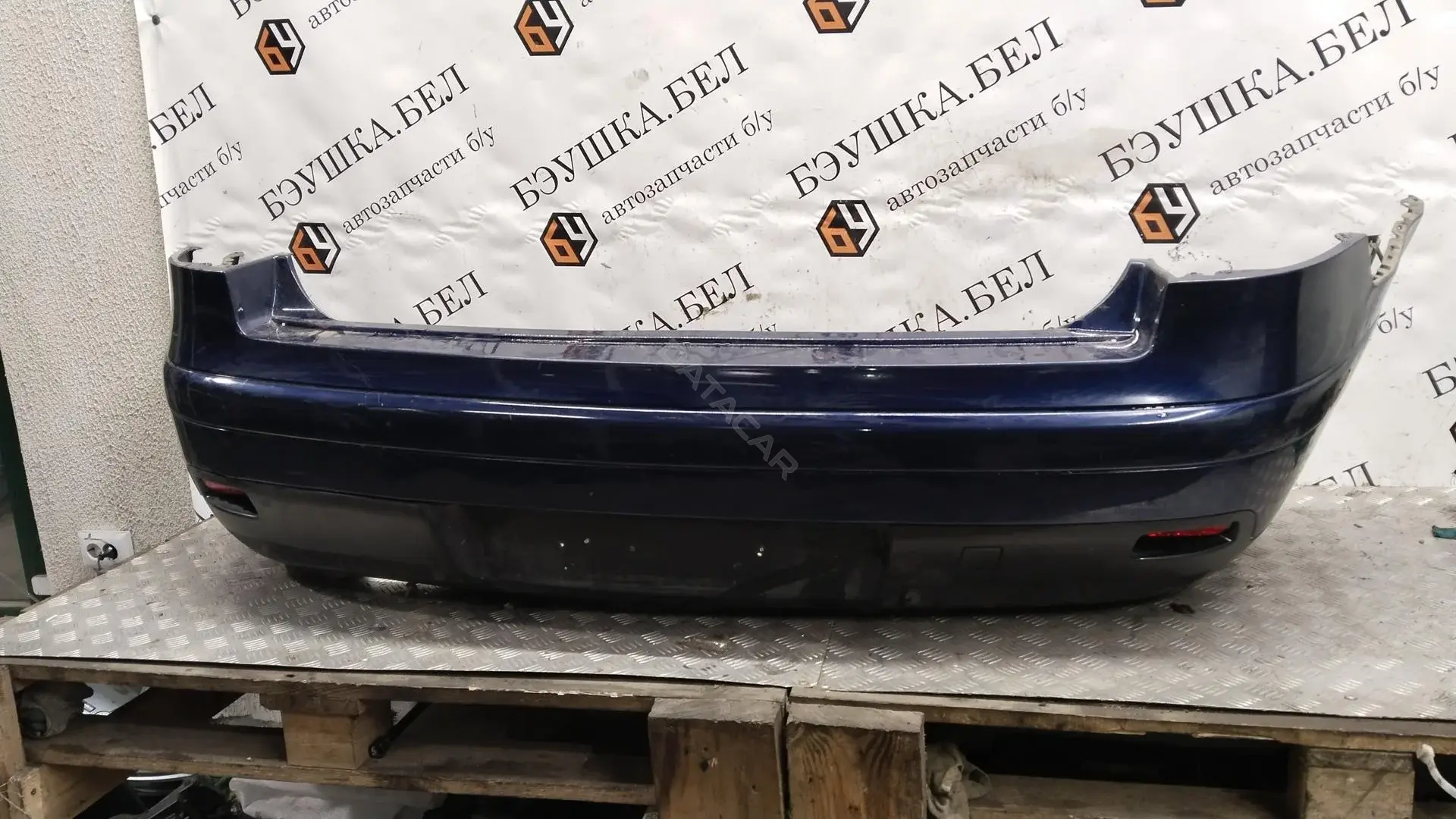 Задний бампер 7410W2