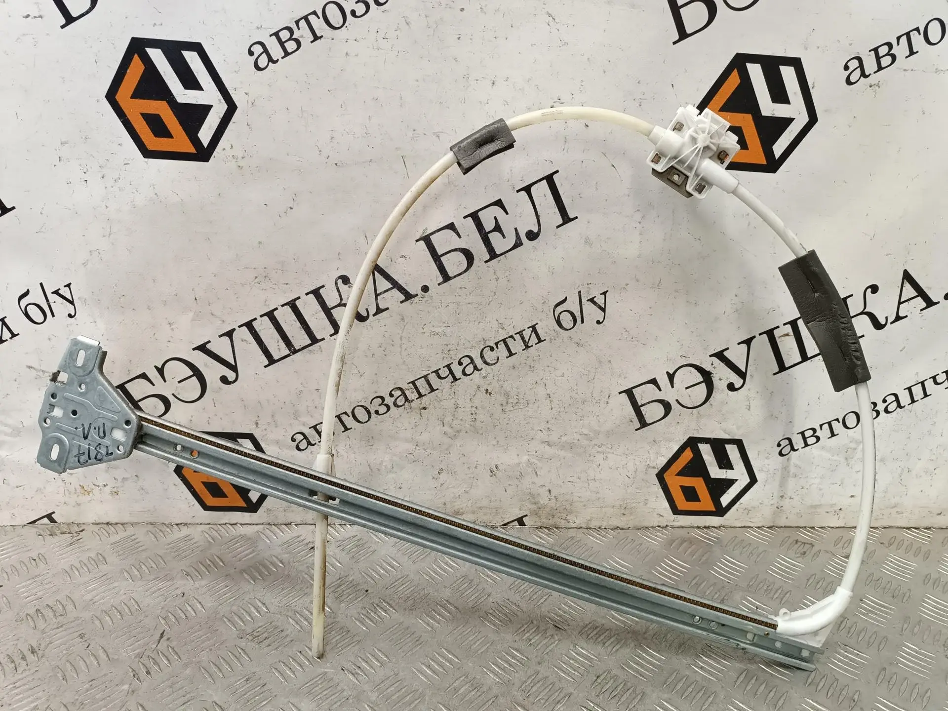 Стеклоподъемник 7700352494