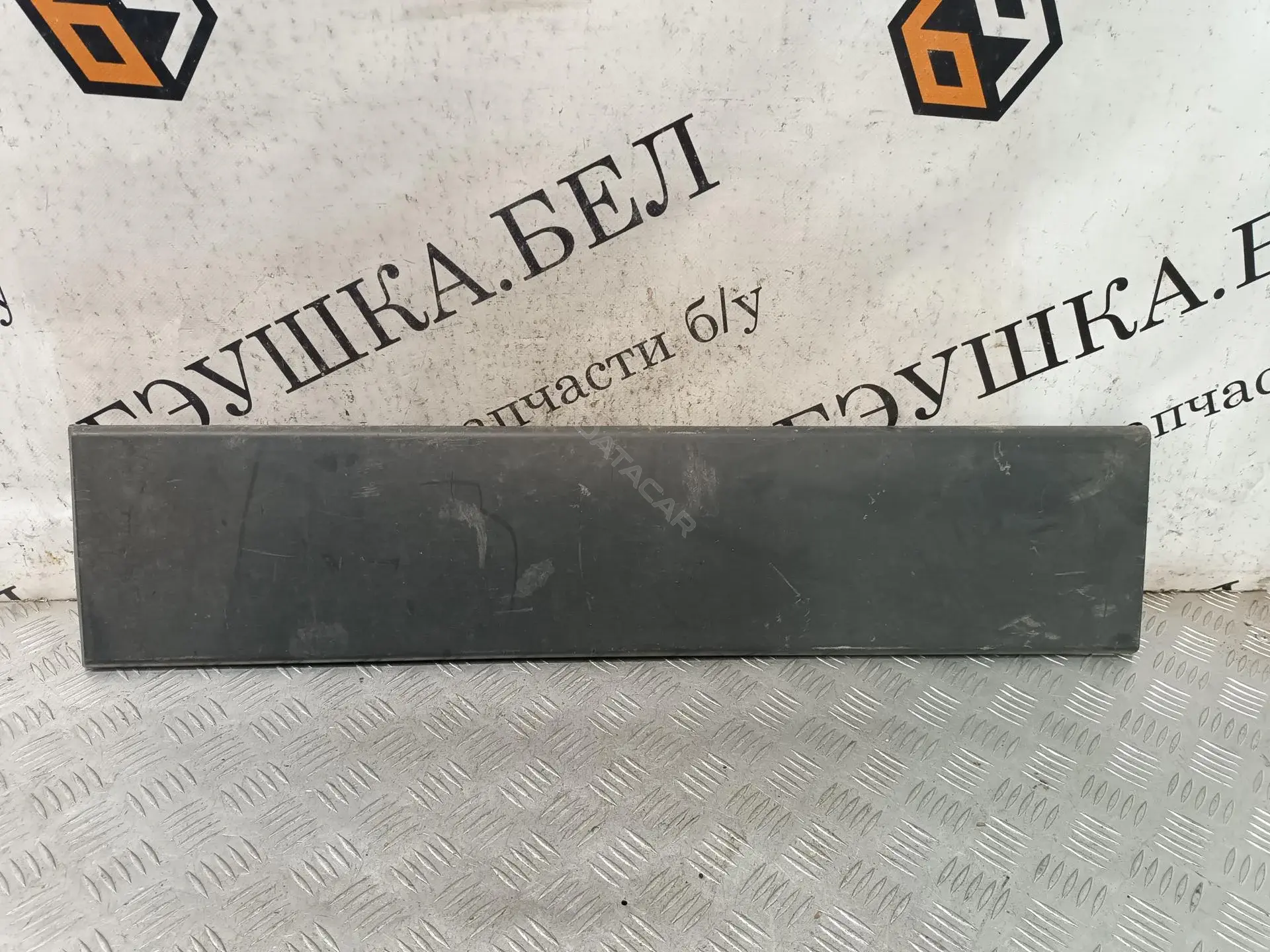 Молдинг двери P1334081