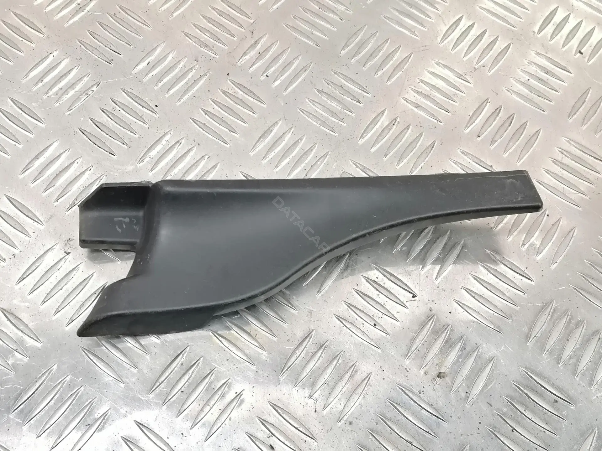 Молдинг лобового стекла 8200273994