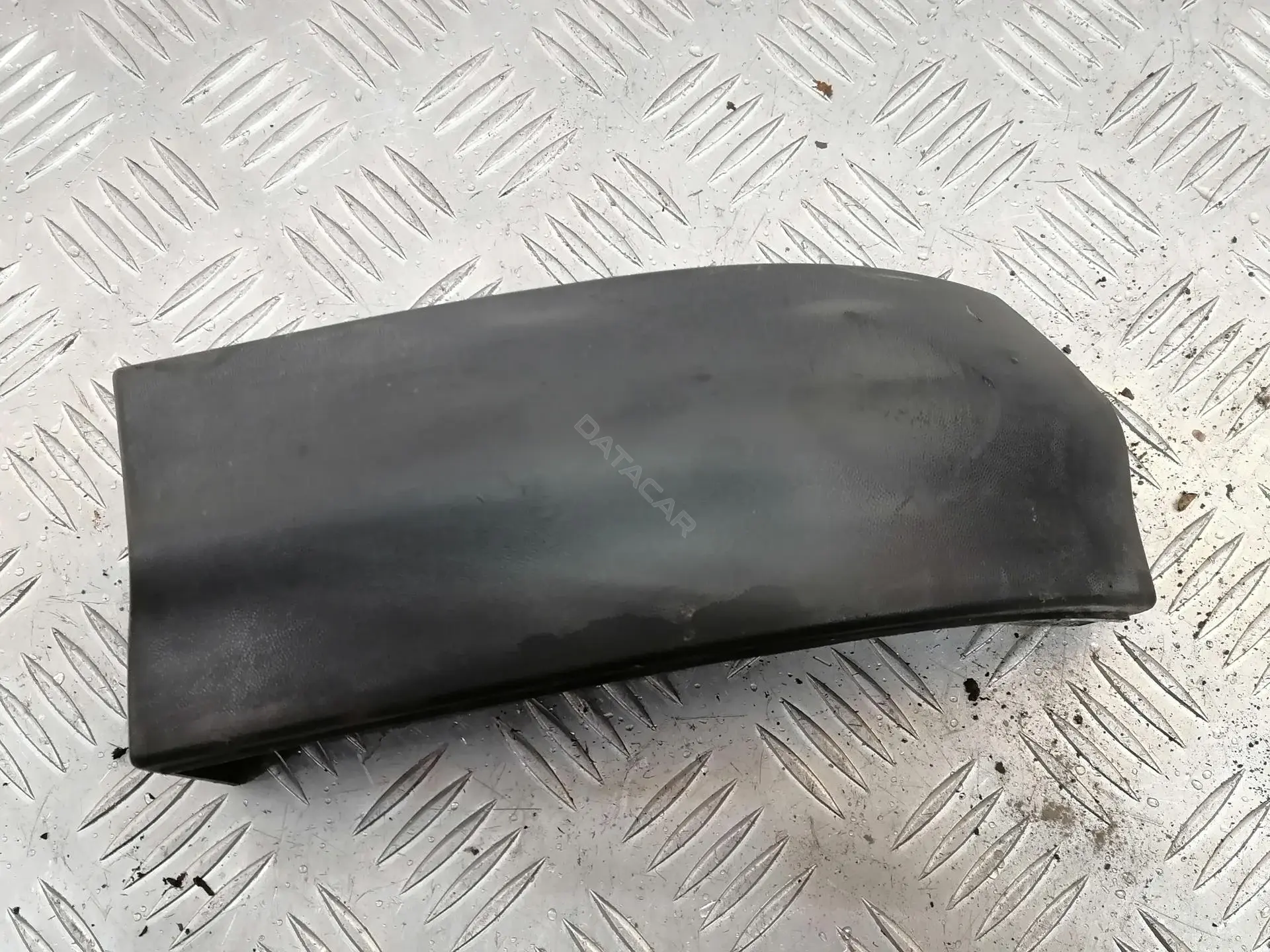 Накладка бампера 090597596