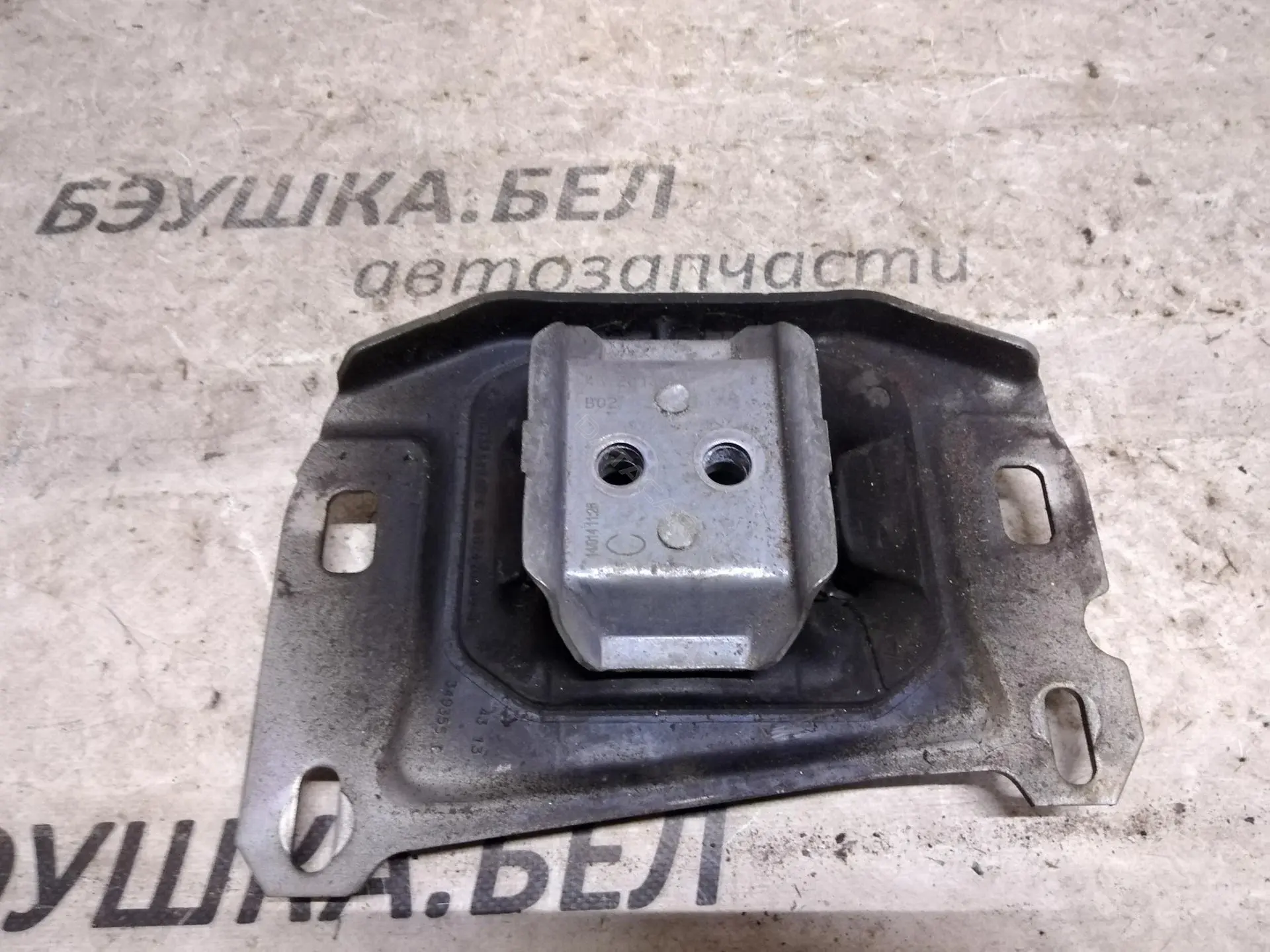 Кронштейн двигателя 9673768480 - G