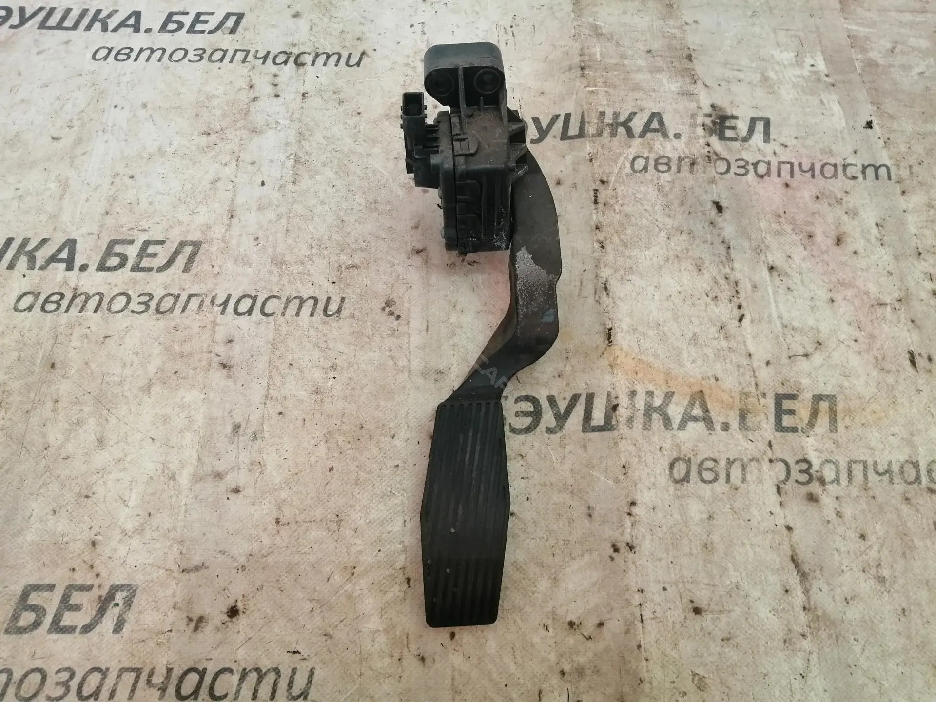 Педаль газа 008114005, 008114006, 008114007