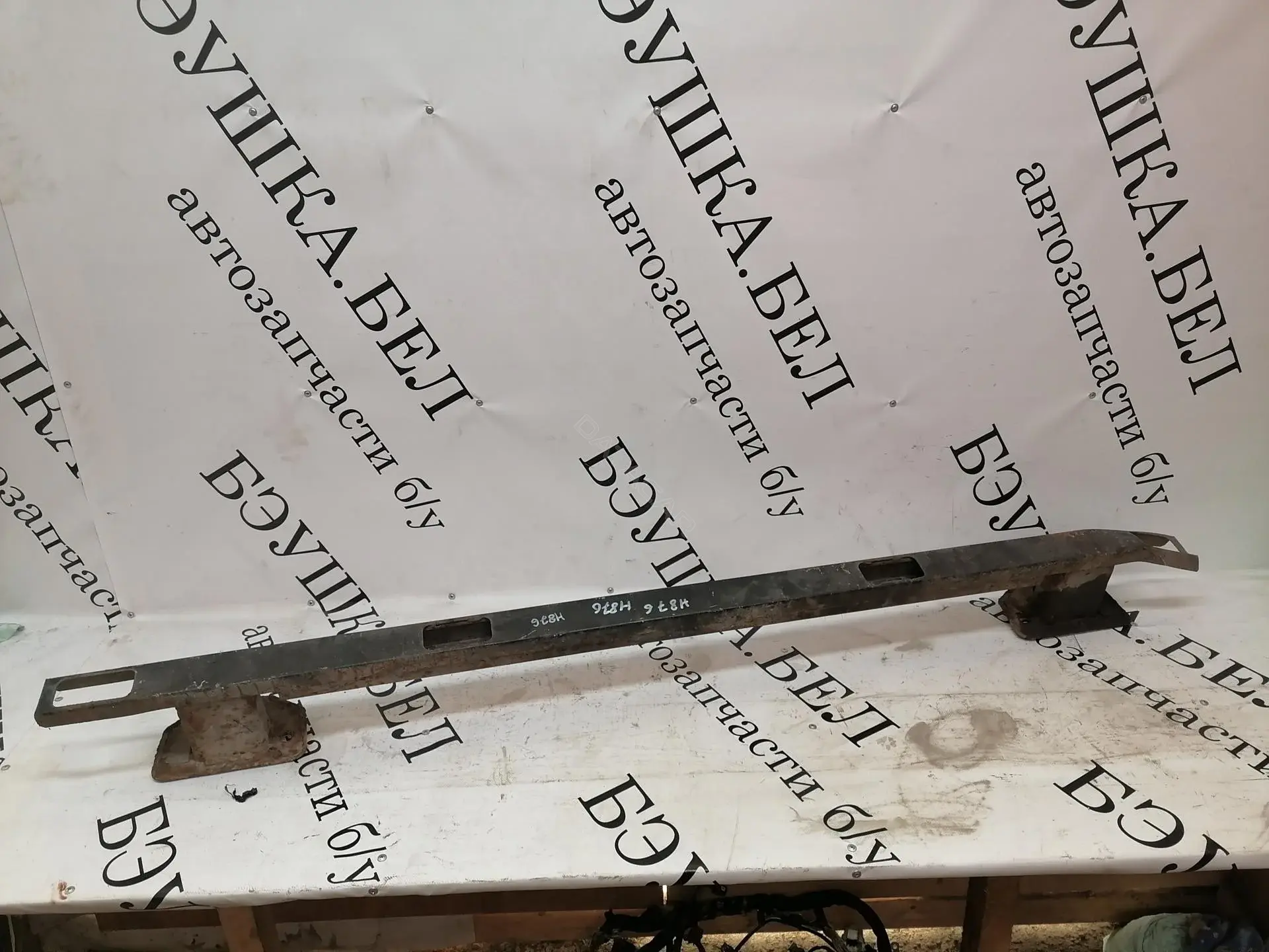 Усилитель бампера P953887