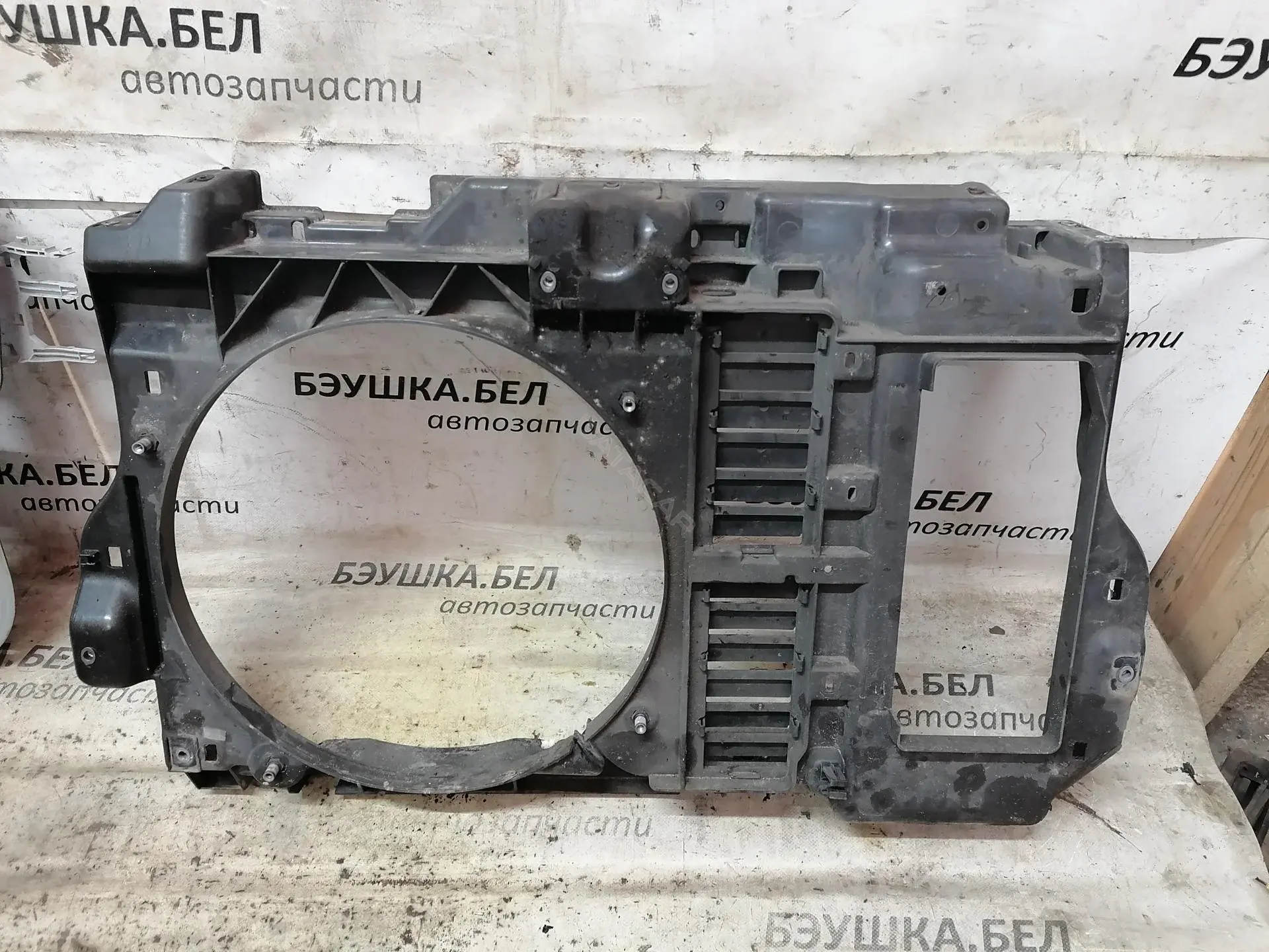 Панель передняя 03816301, 4060678, 4243003