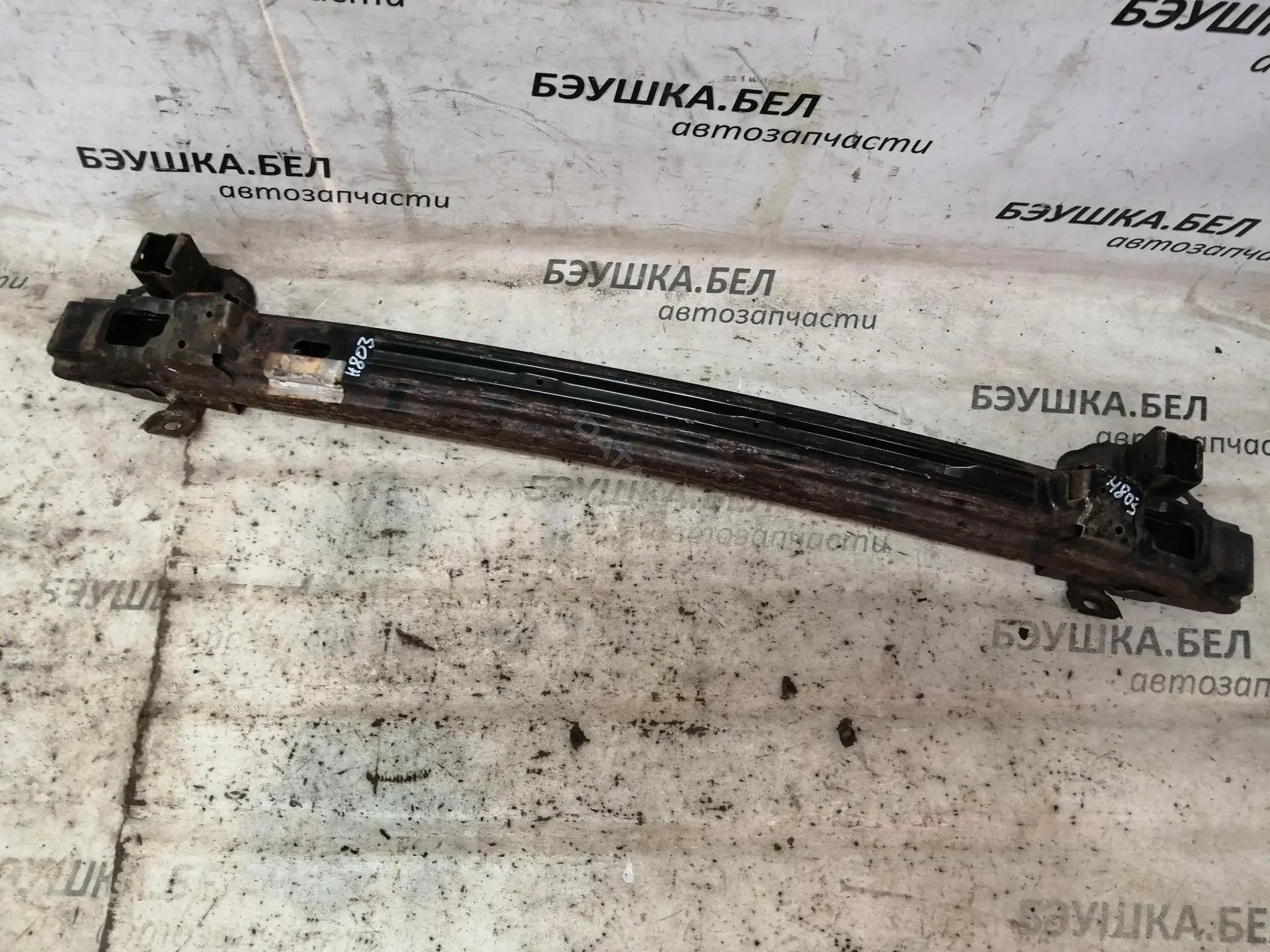 Усилитель бампера 865302B010