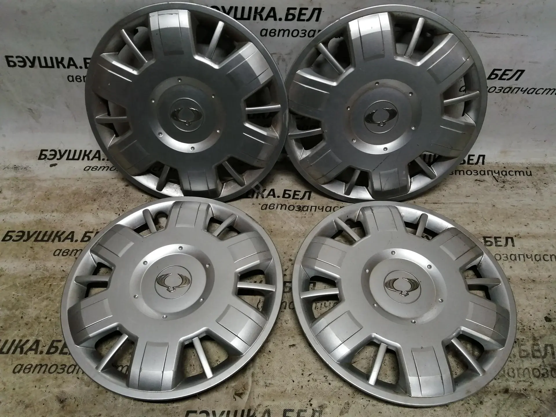 Колпаки на колеса P962492