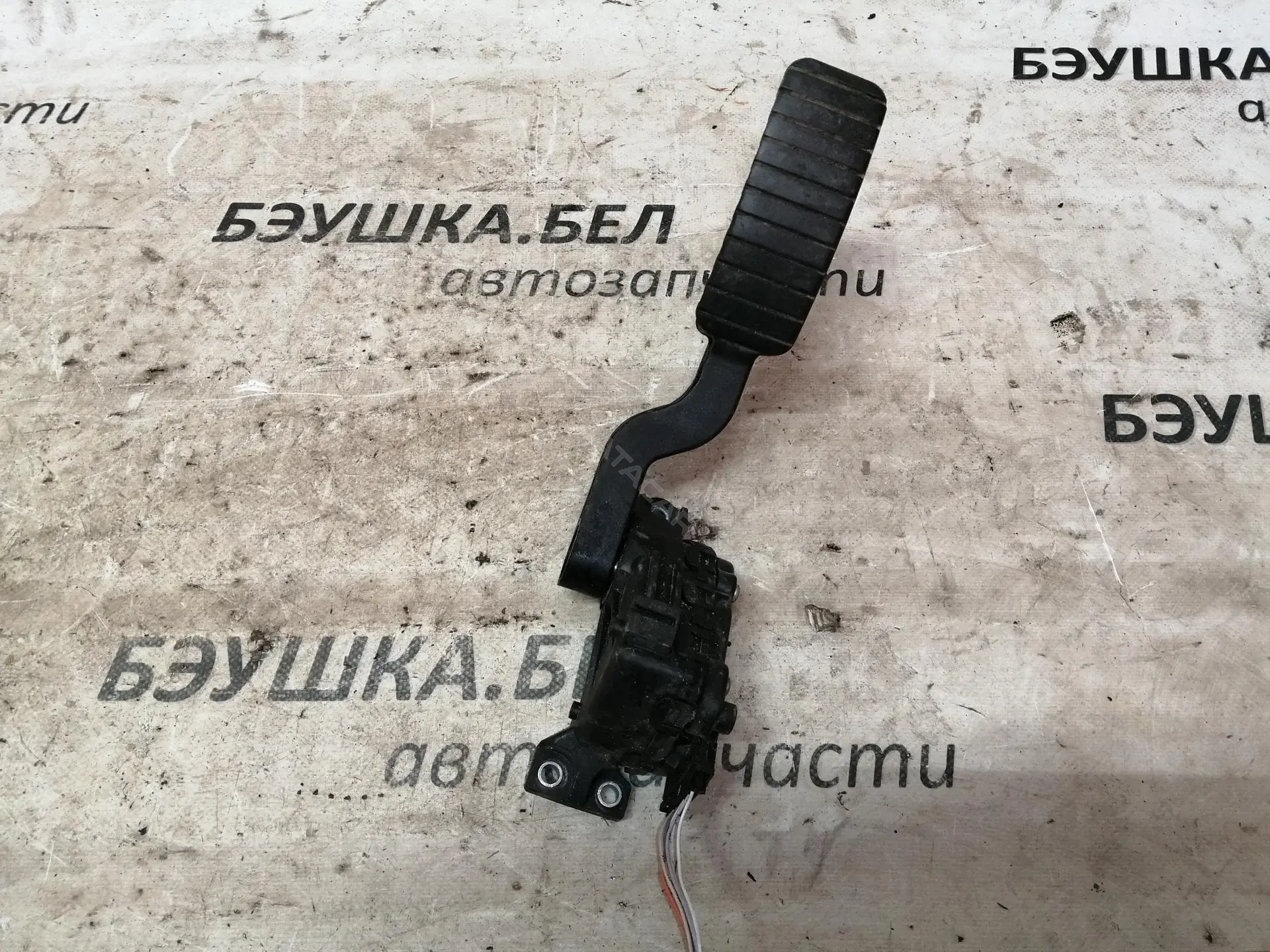 Педаль газа 6PV00811900