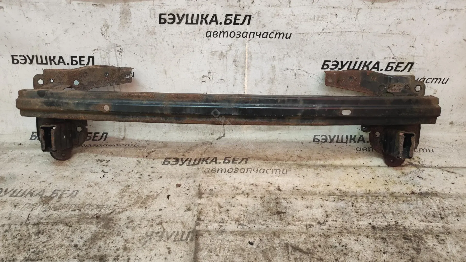 Усилитель бампера 865302E000