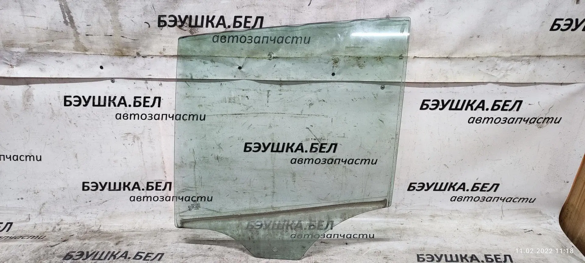 Стекло двери 51333332312