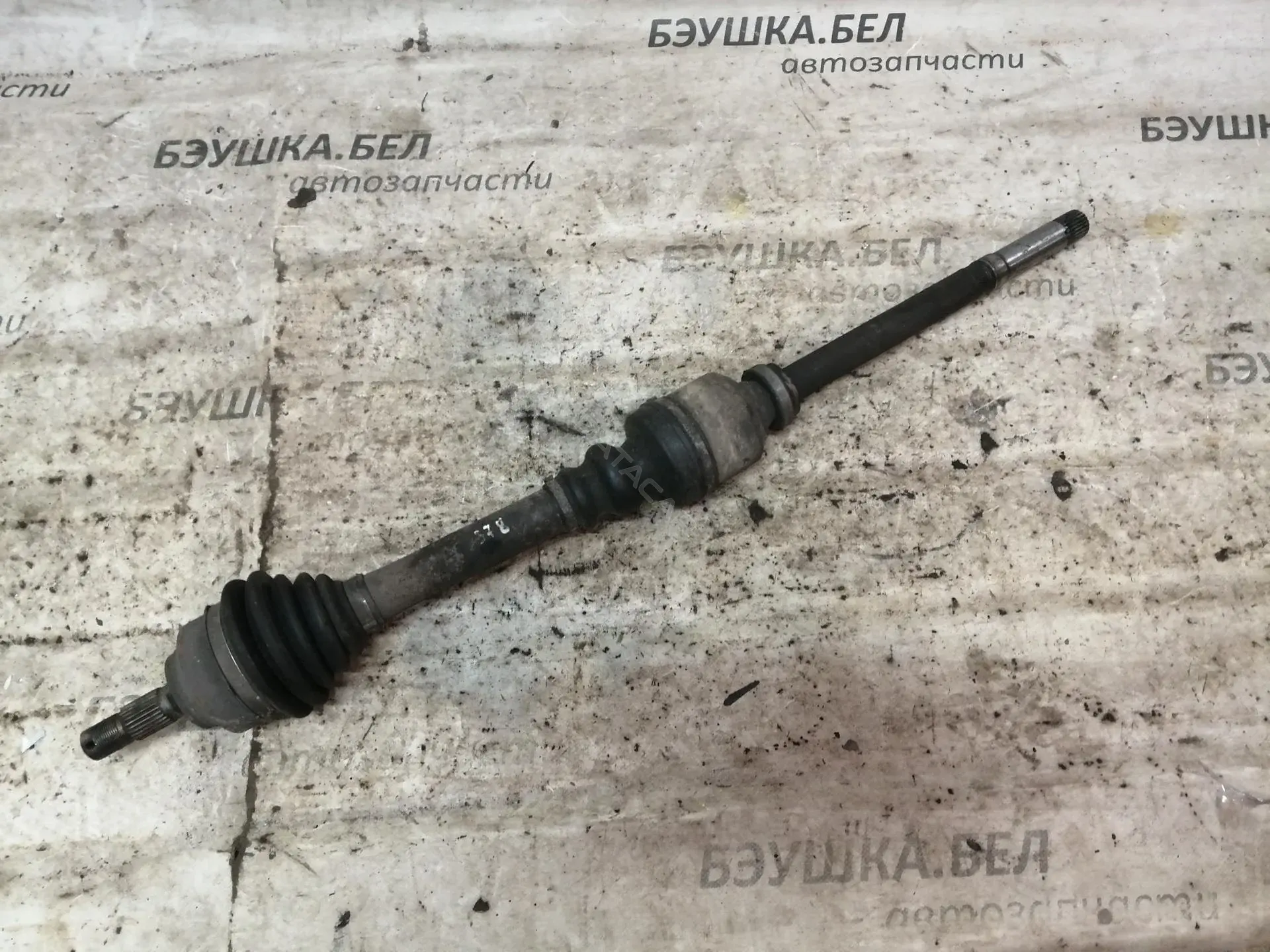Приводной вал / Полуось 1501558SX, 27101558, 32726W
