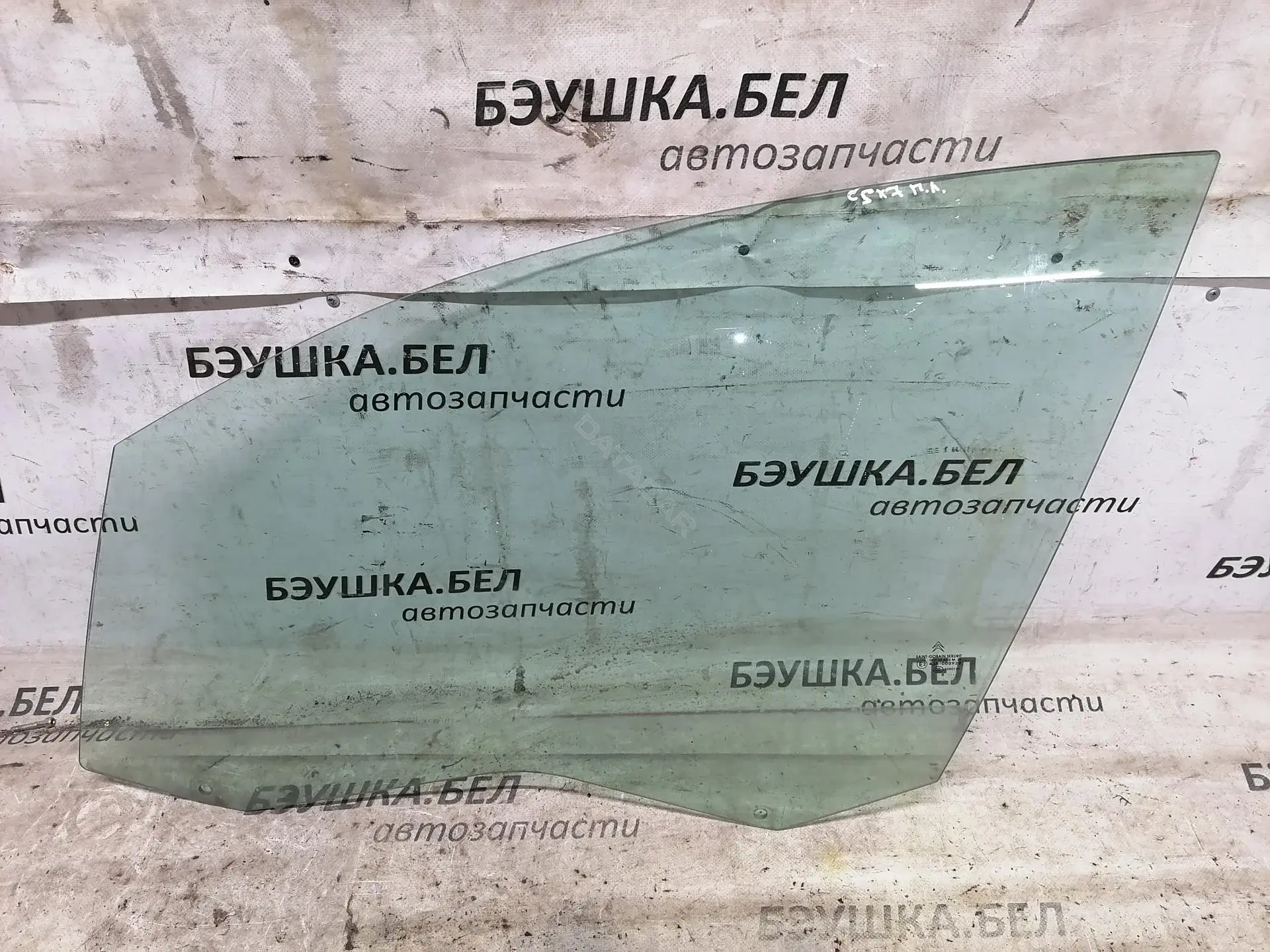 Стекло двери 9806003180