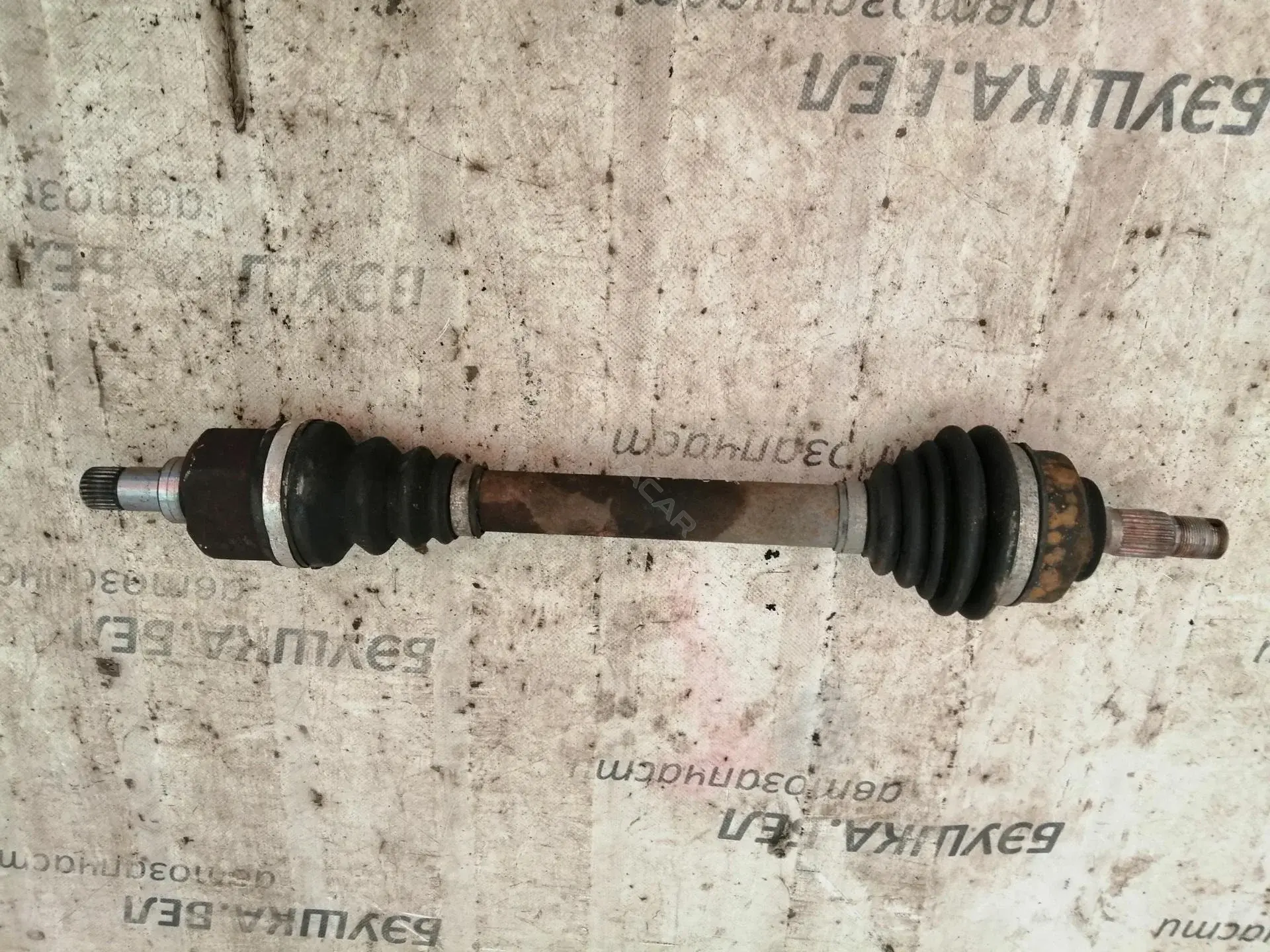 Приводной вал / Полуось 1582080SX, 3272LG
