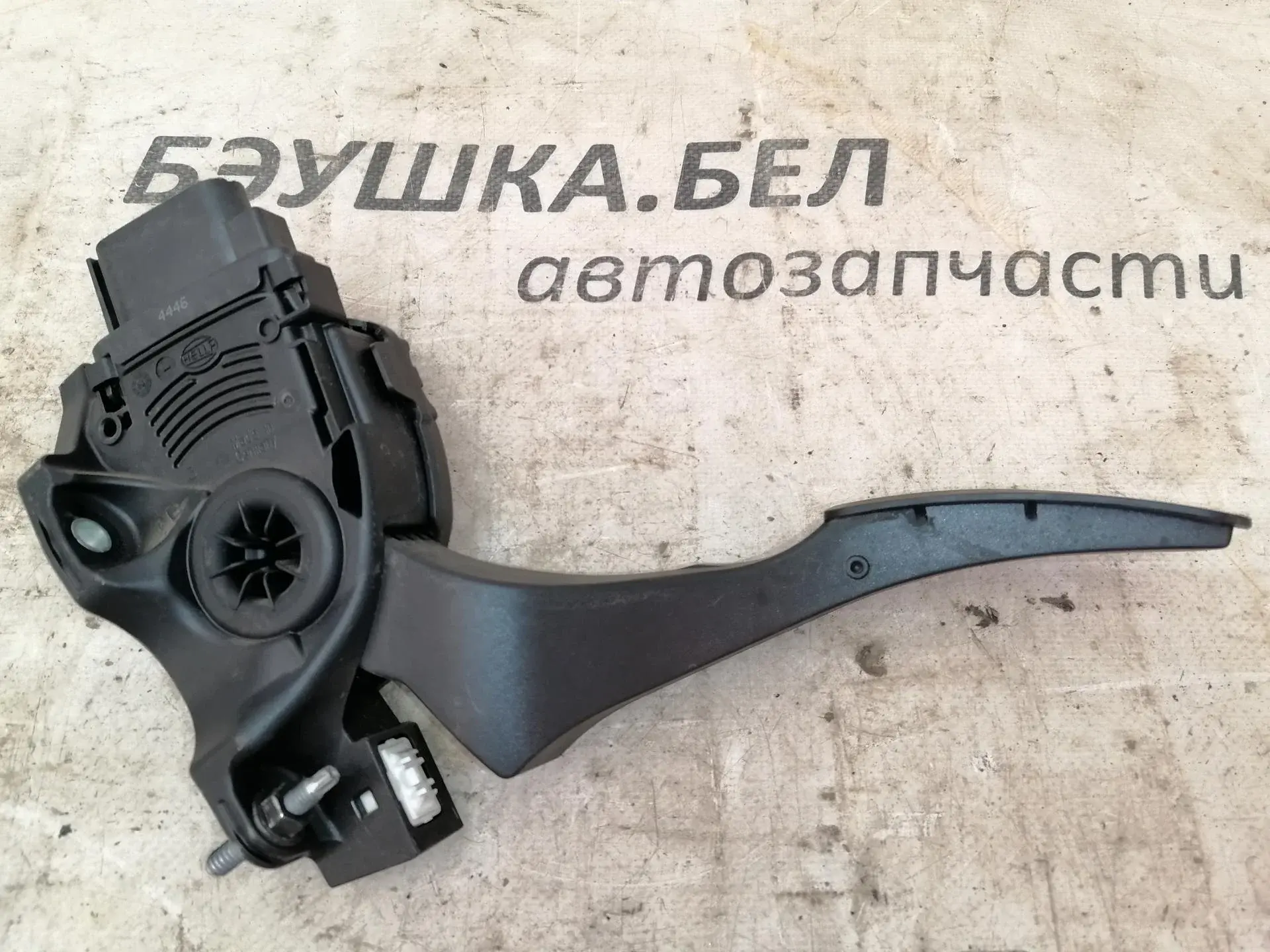 Педаль газа 6G929F836BC