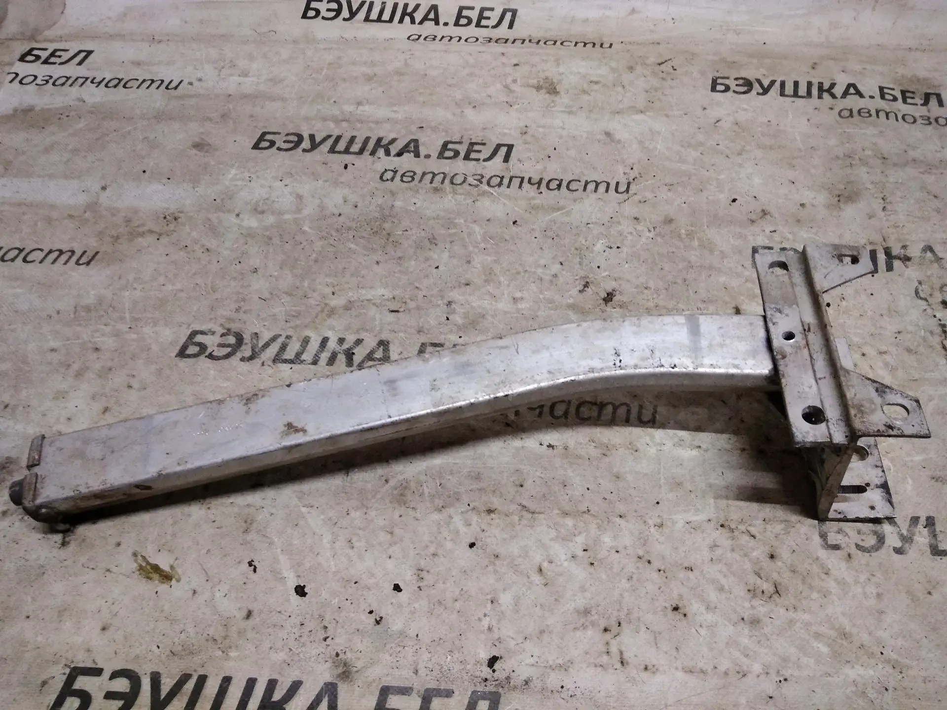 Усилитель бампера 9675239880
