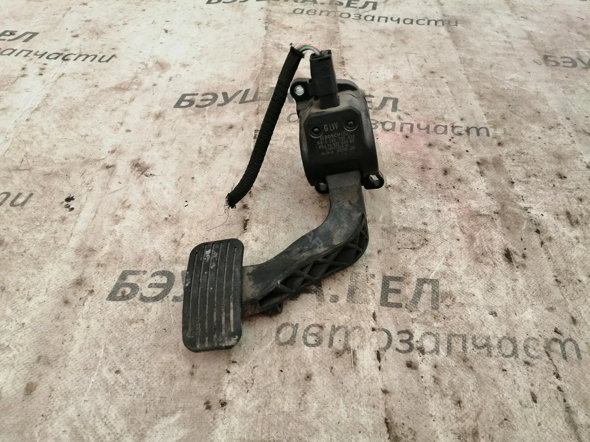 Педаль газа 9653105980
