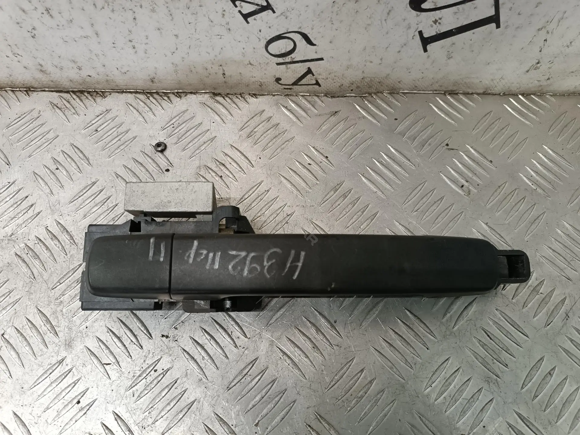 Ручка двери 80610EB300