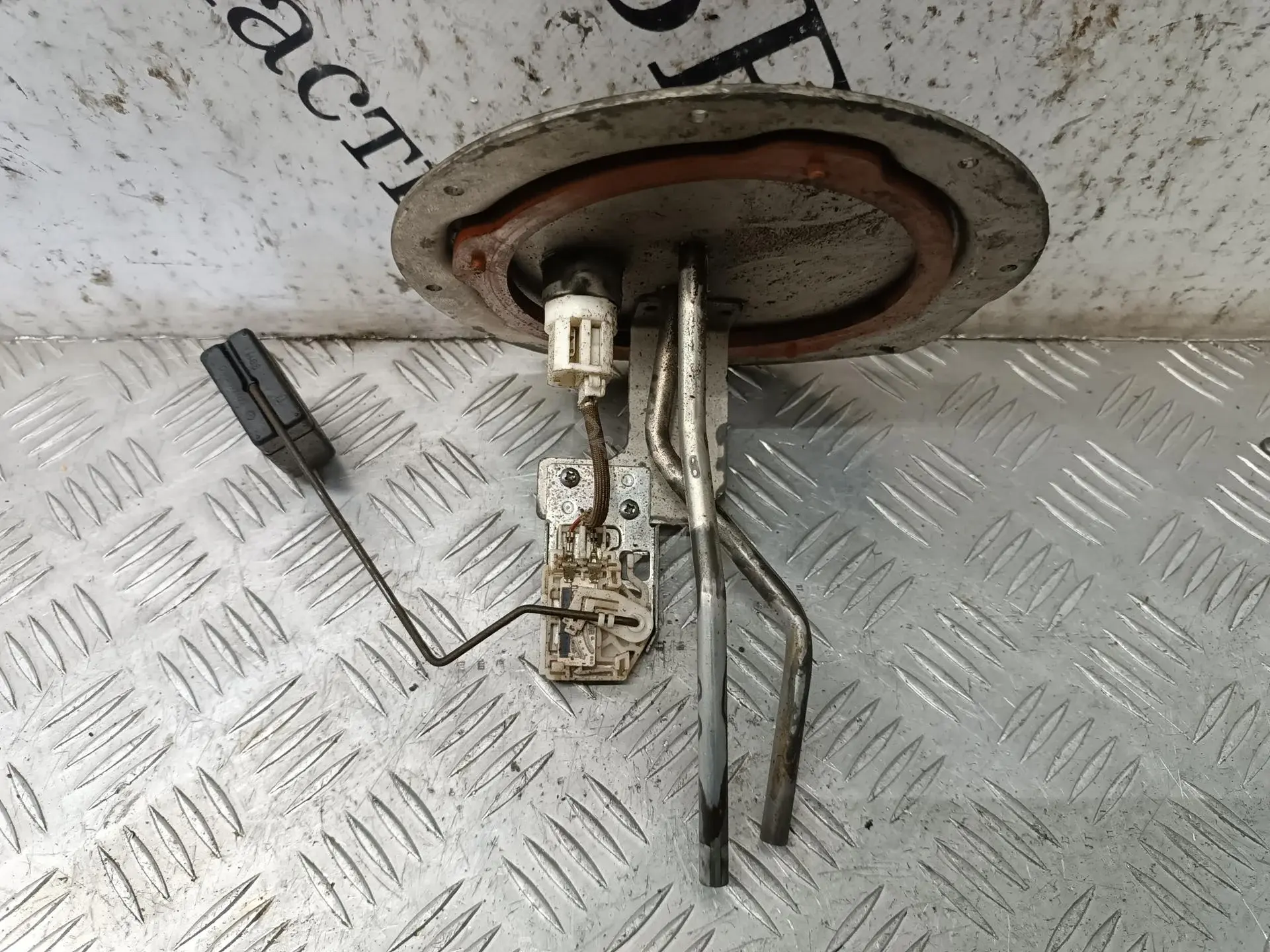 Датчик уровня топлива CC3060960A