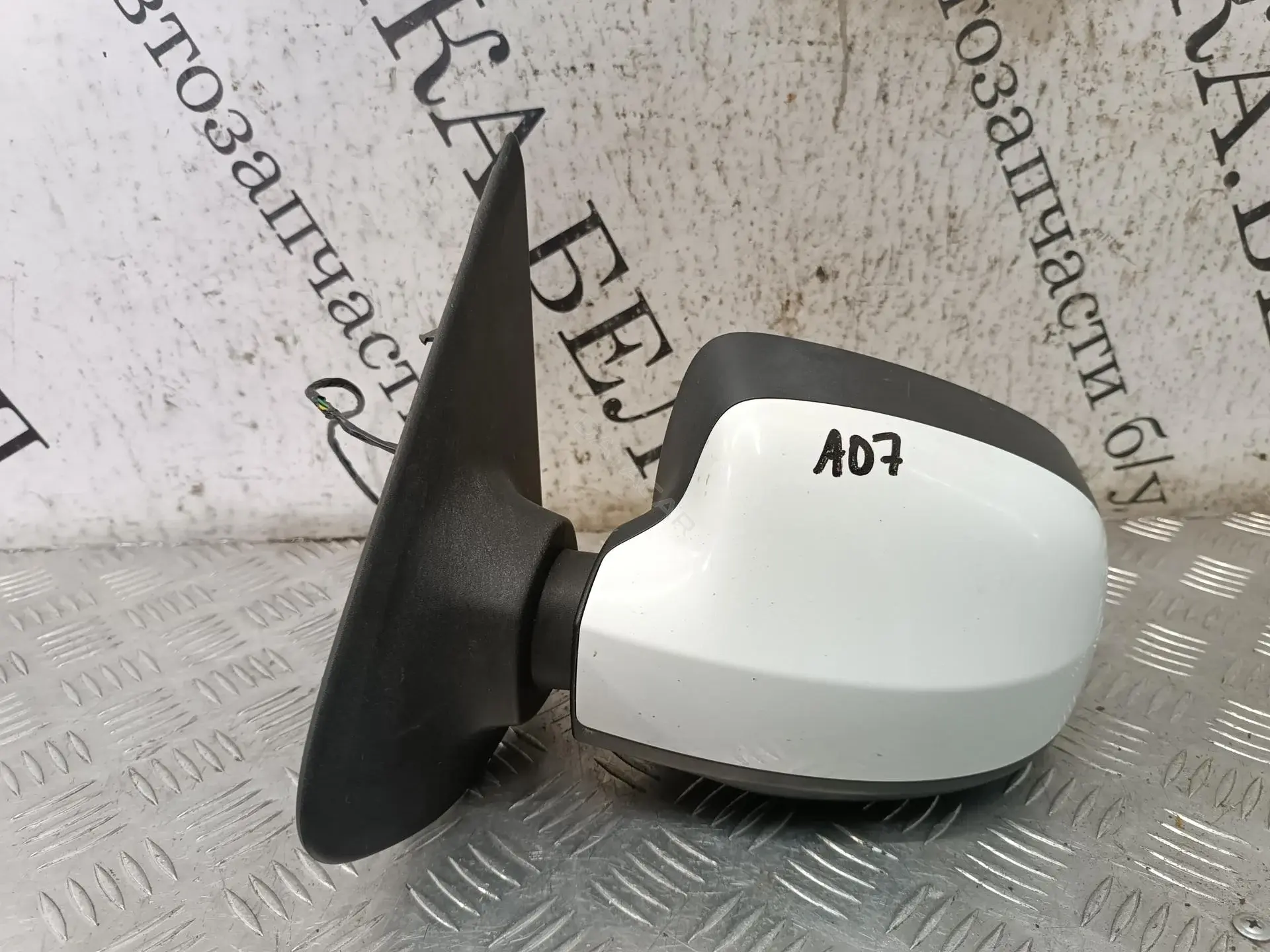 Наружное зеркало 963023731R