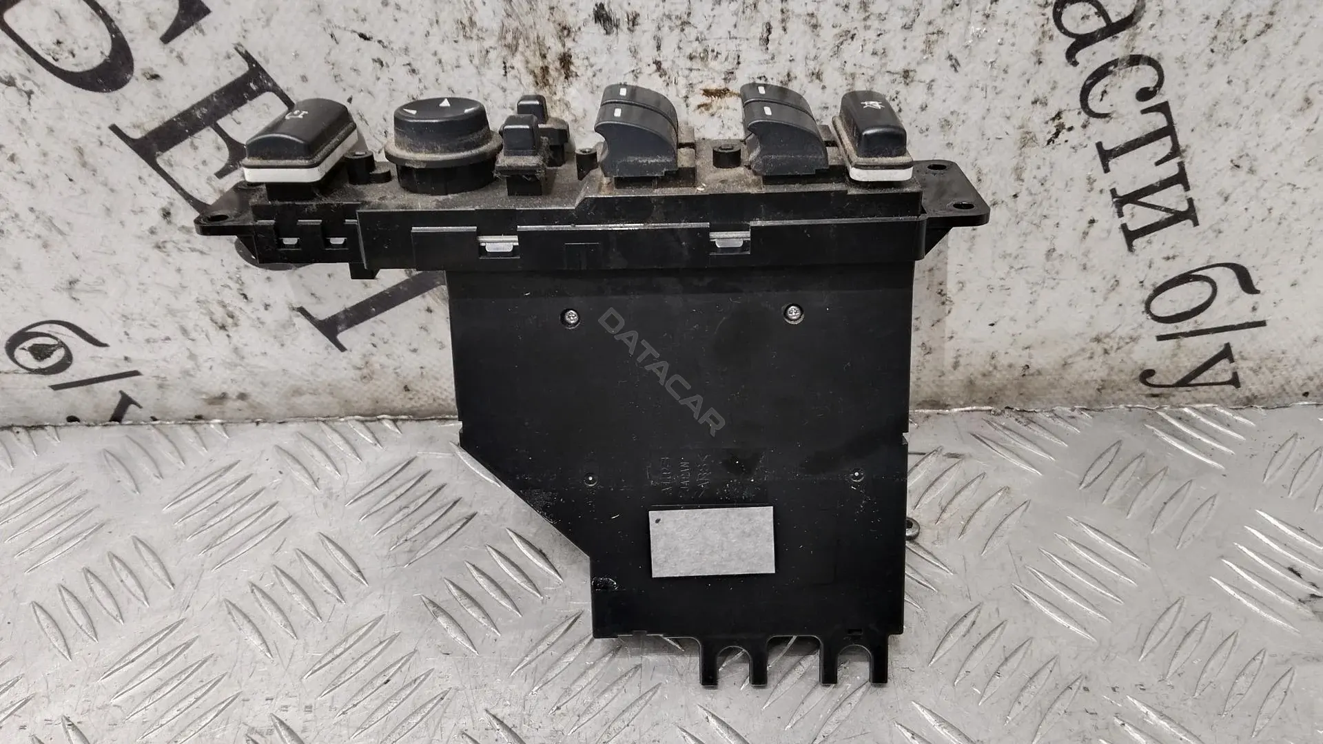 Блок управления стеклоподъемниками YUD501540