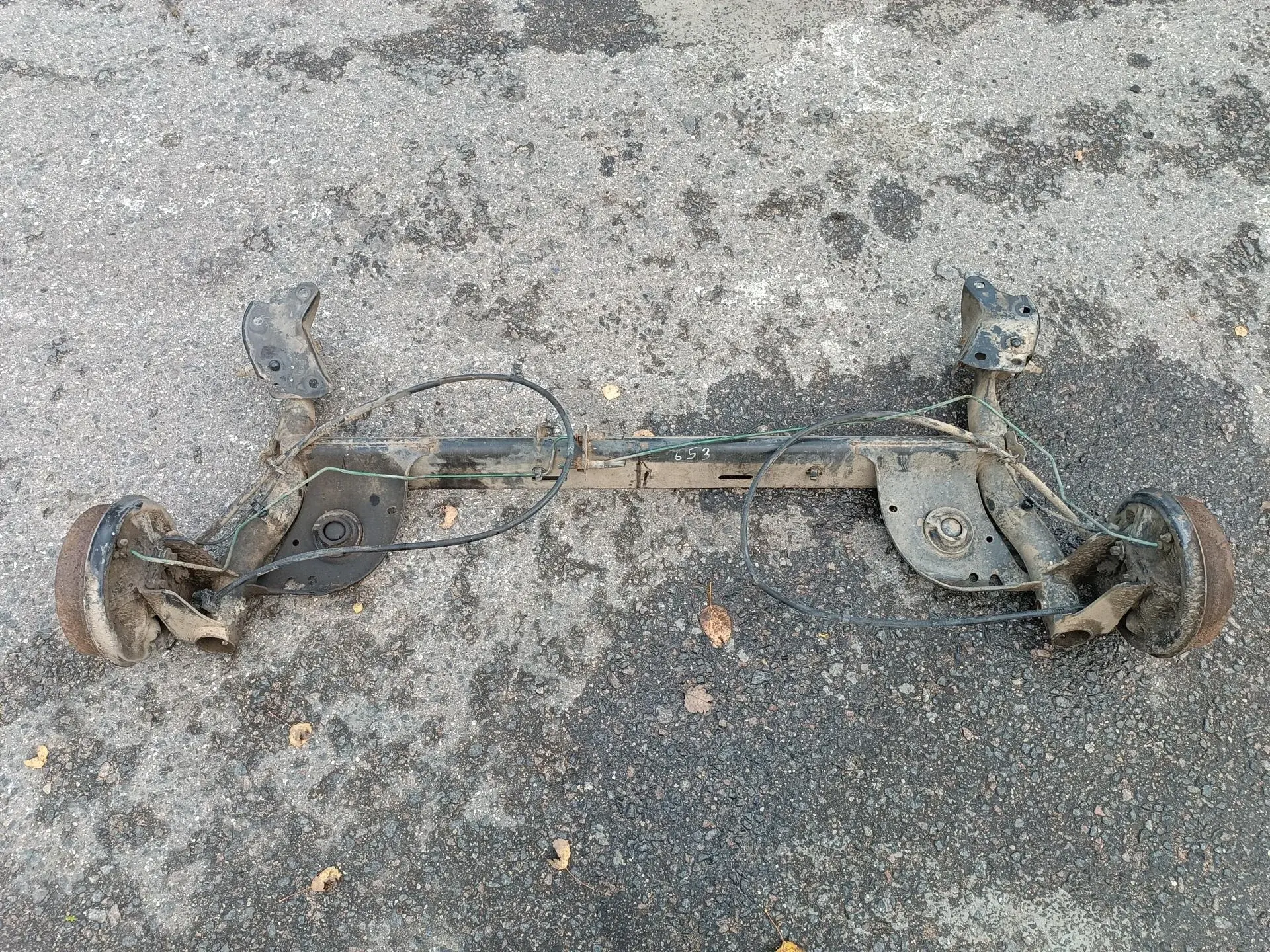 Балка подвески 555016396R