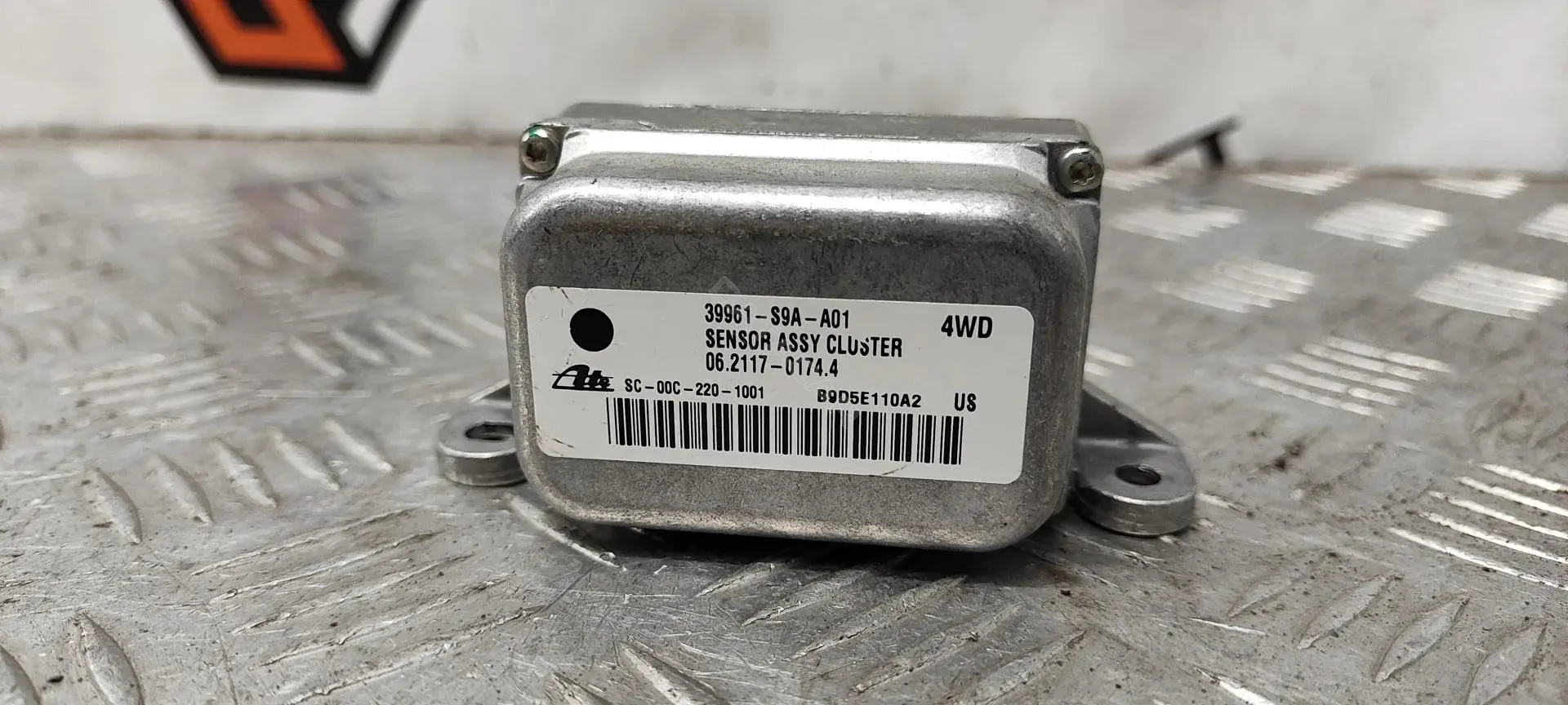 Датчик ускорения 39961S9AA01