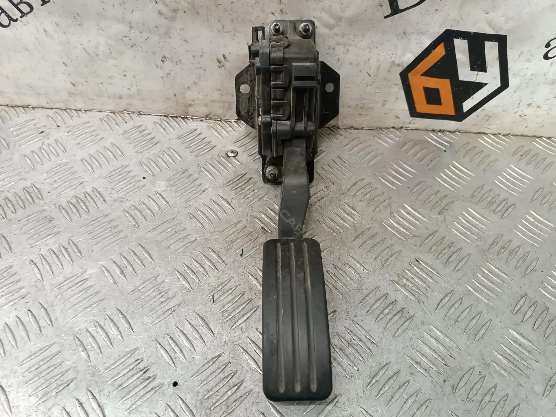 Педаль газа 8200386506