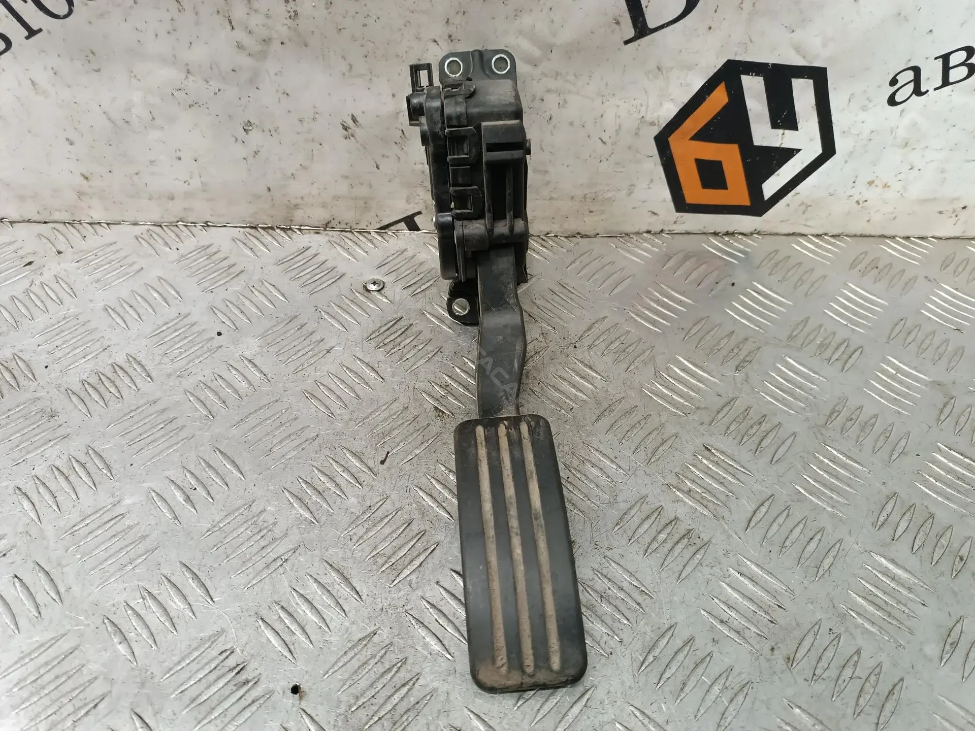 Педаль газа 8200386506