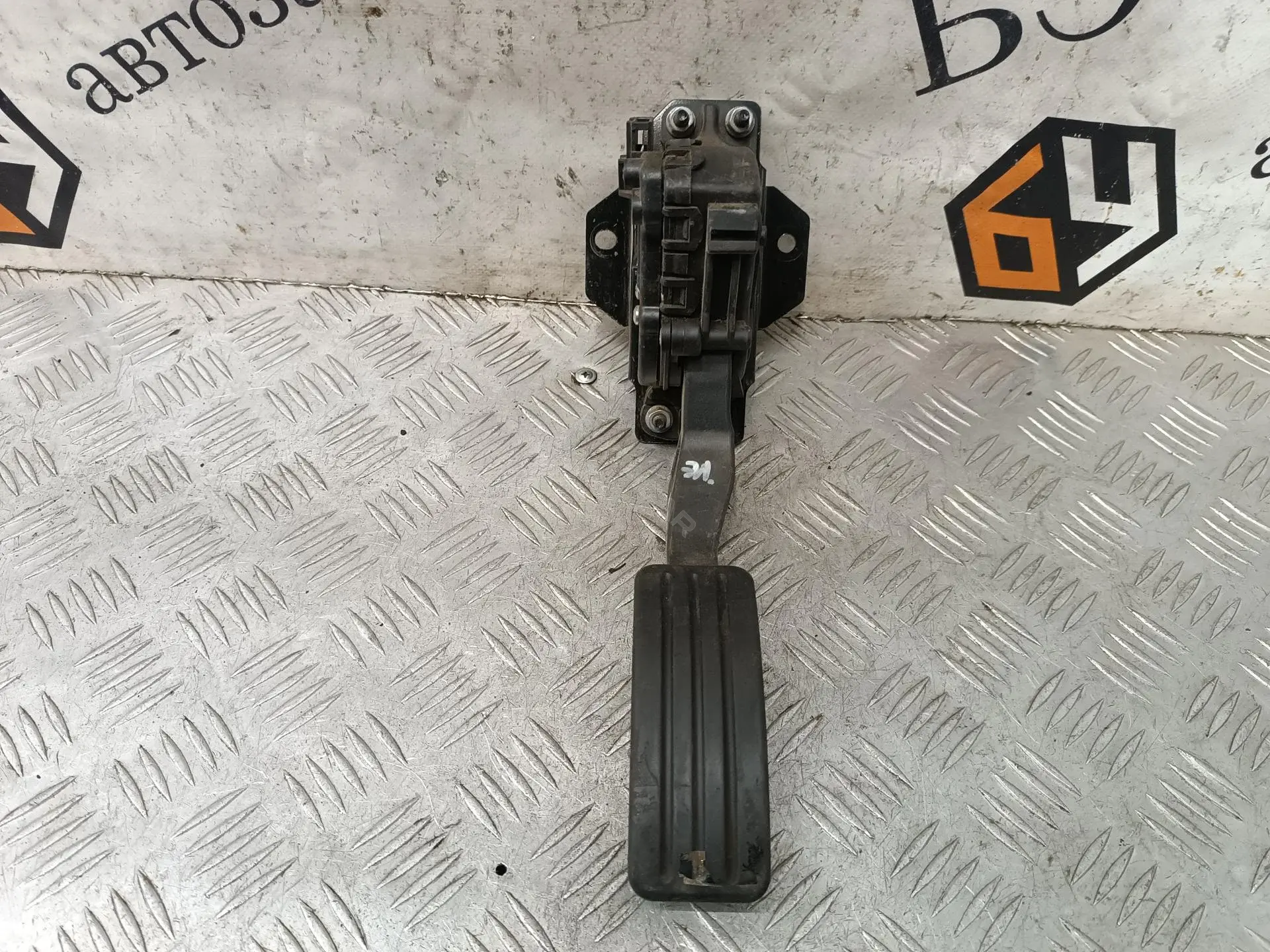 Педаль газа 8200386506