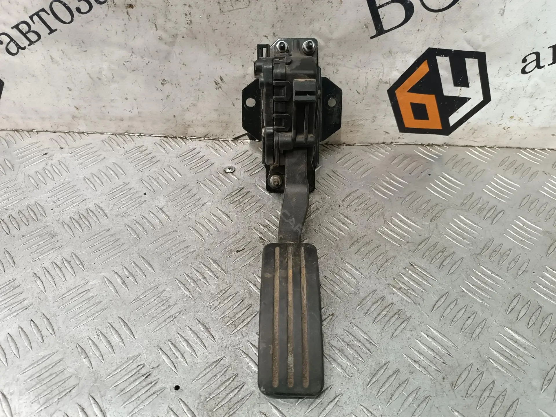 Педаль газа 8200386506