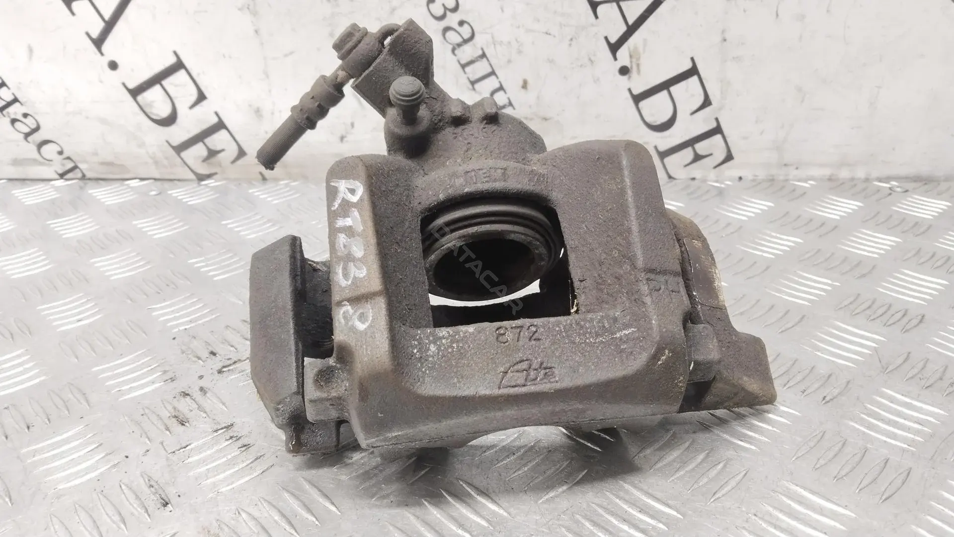 Суппорт тормозной 4401R5