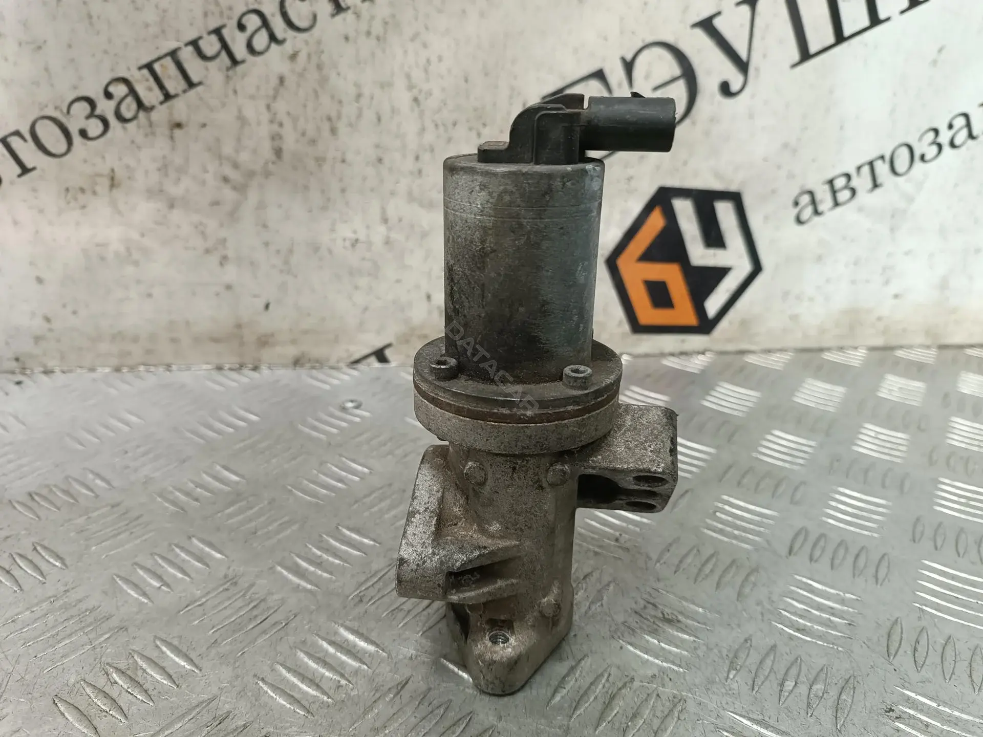Клапан ЕГР 284104A100, 284104A100RW, 555215
