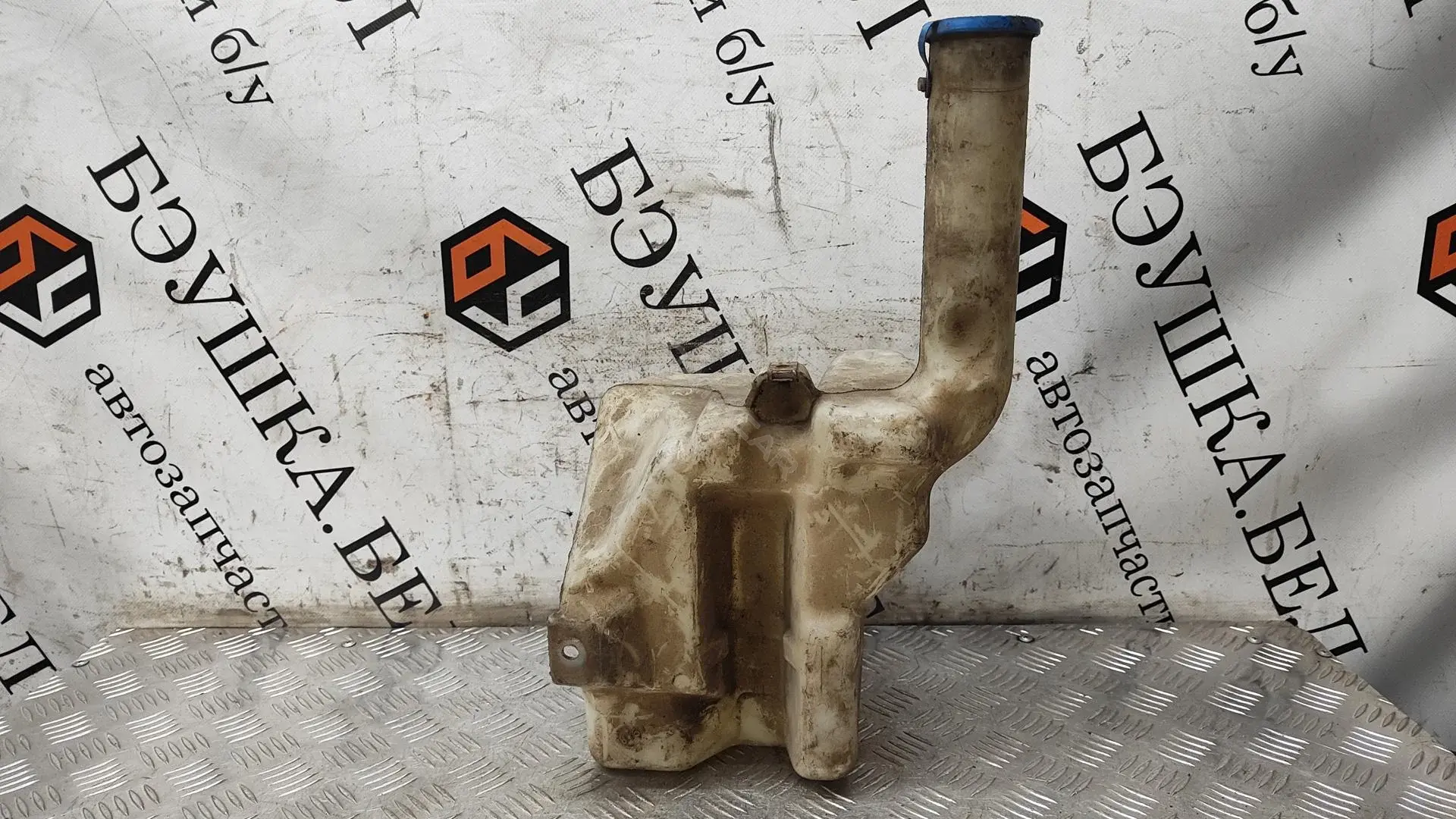 Бачок омывателя P2259838