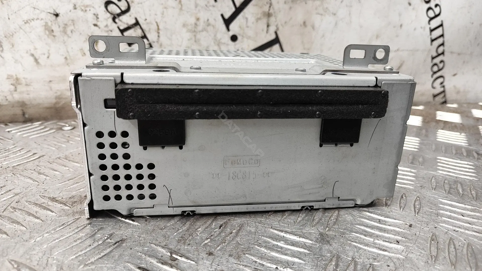 Магнитола GK2T18C815GG