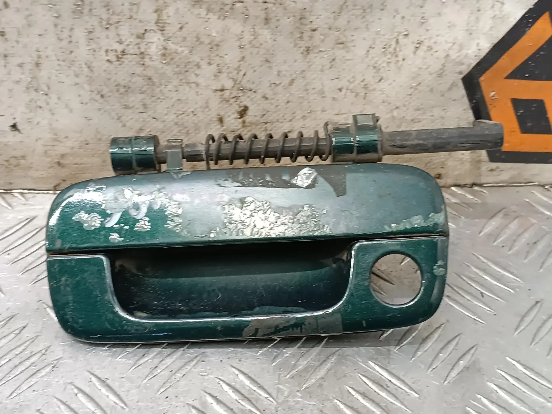Ручка двери 9621858877