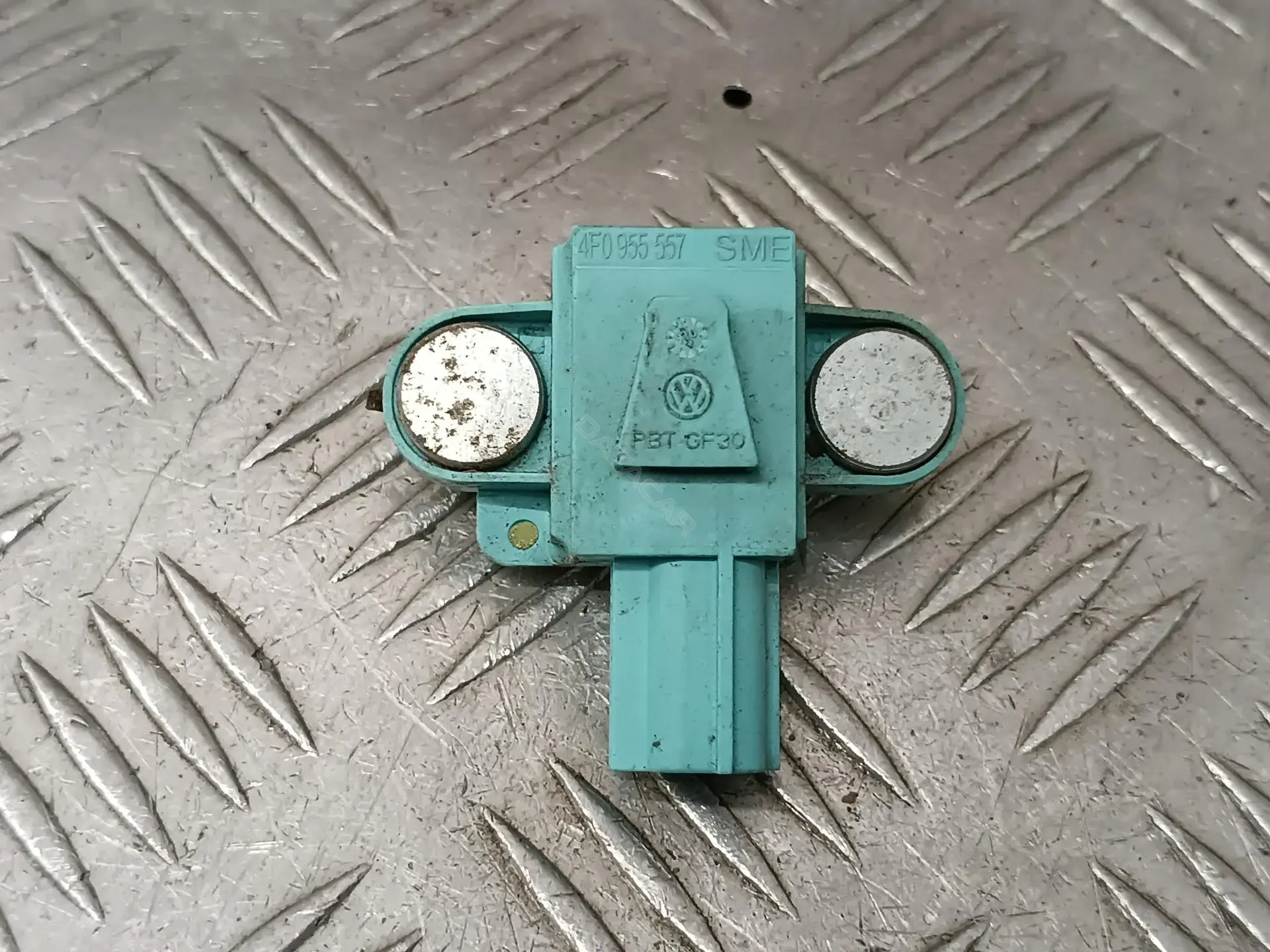 Датчик удара 4F0955557, 4F0955557A