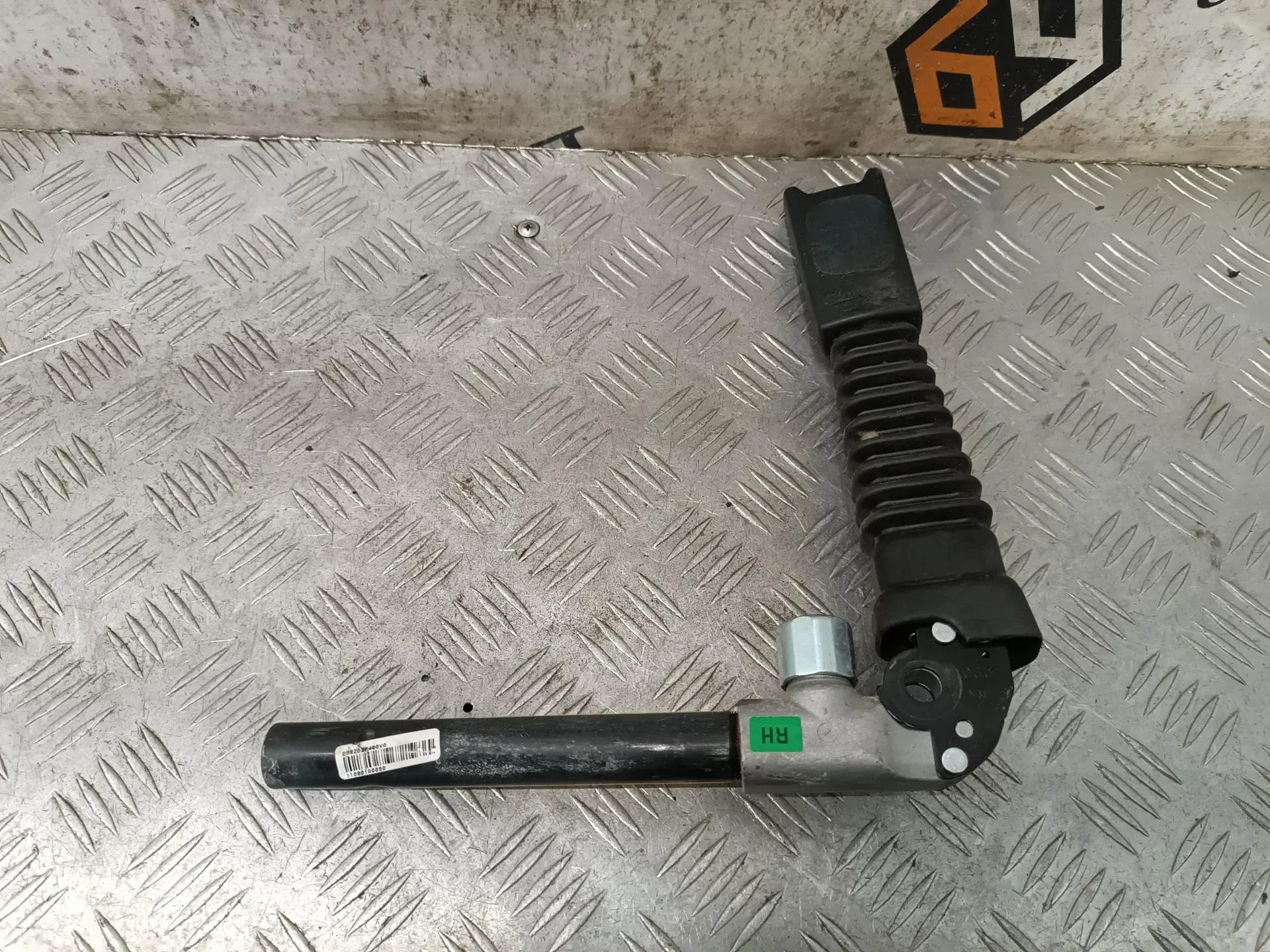 Замок ремня безопасности X152E0KG