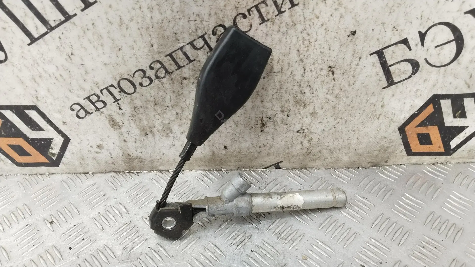 Замок ремня безопасности P2582118